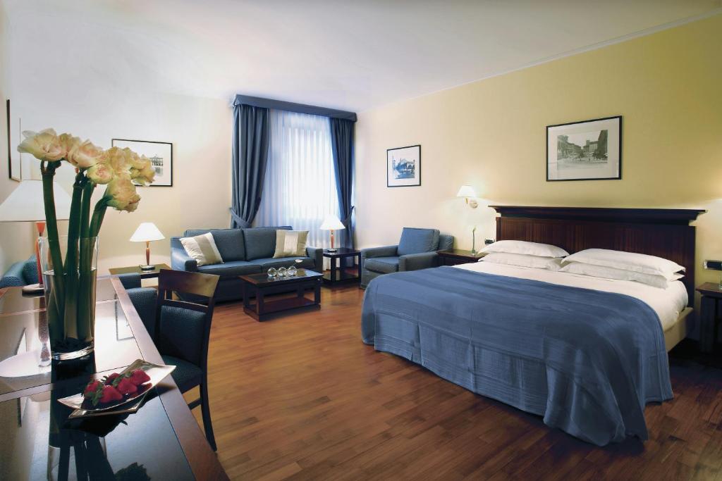 Bologna Ghid Turistic - 2 Zile in Bologna - Recomandari Cazare Bologna - Starhotels Excelsior