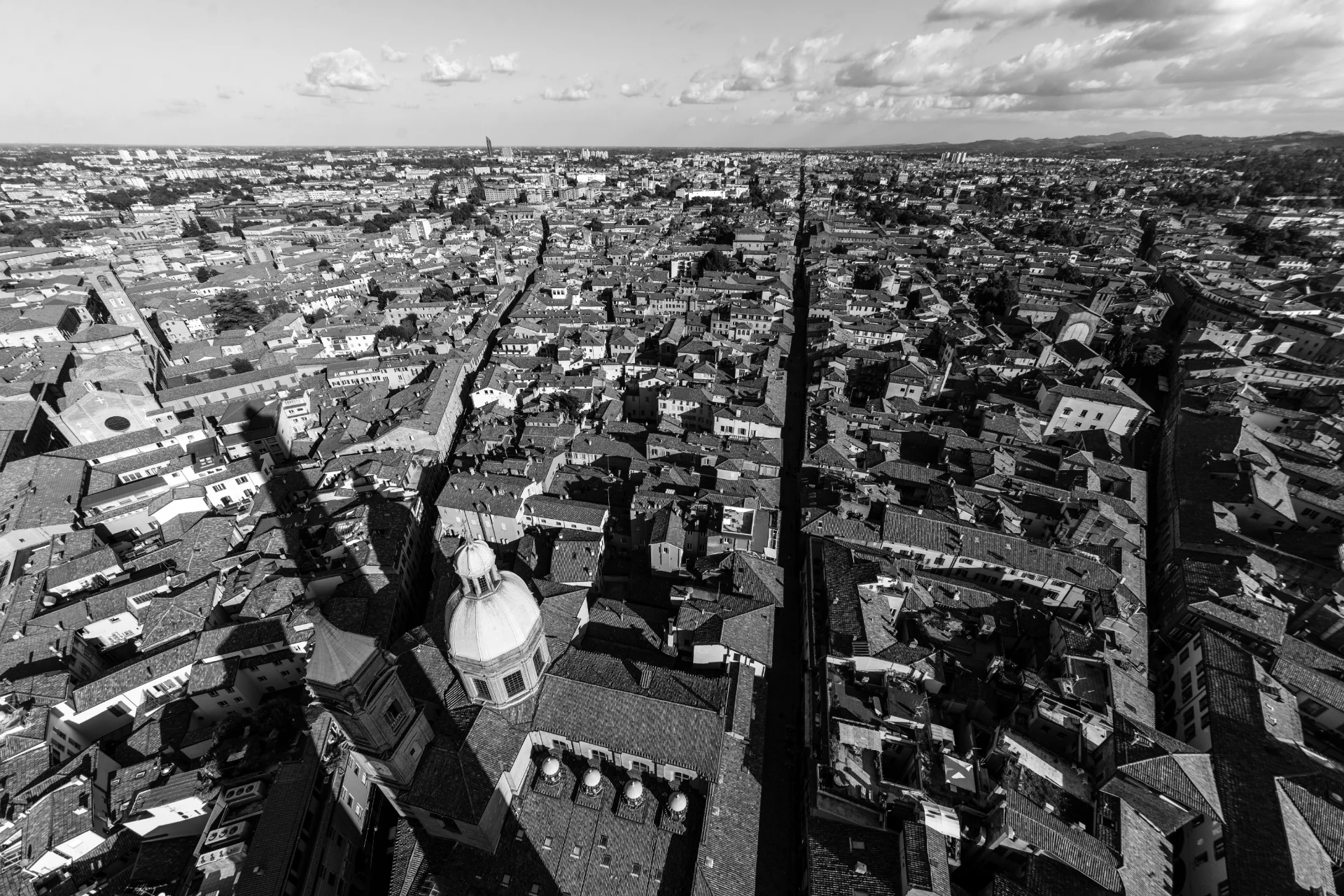 Bologna Ghid Turistic - 2 Zile in Calatorie in Bologna 01