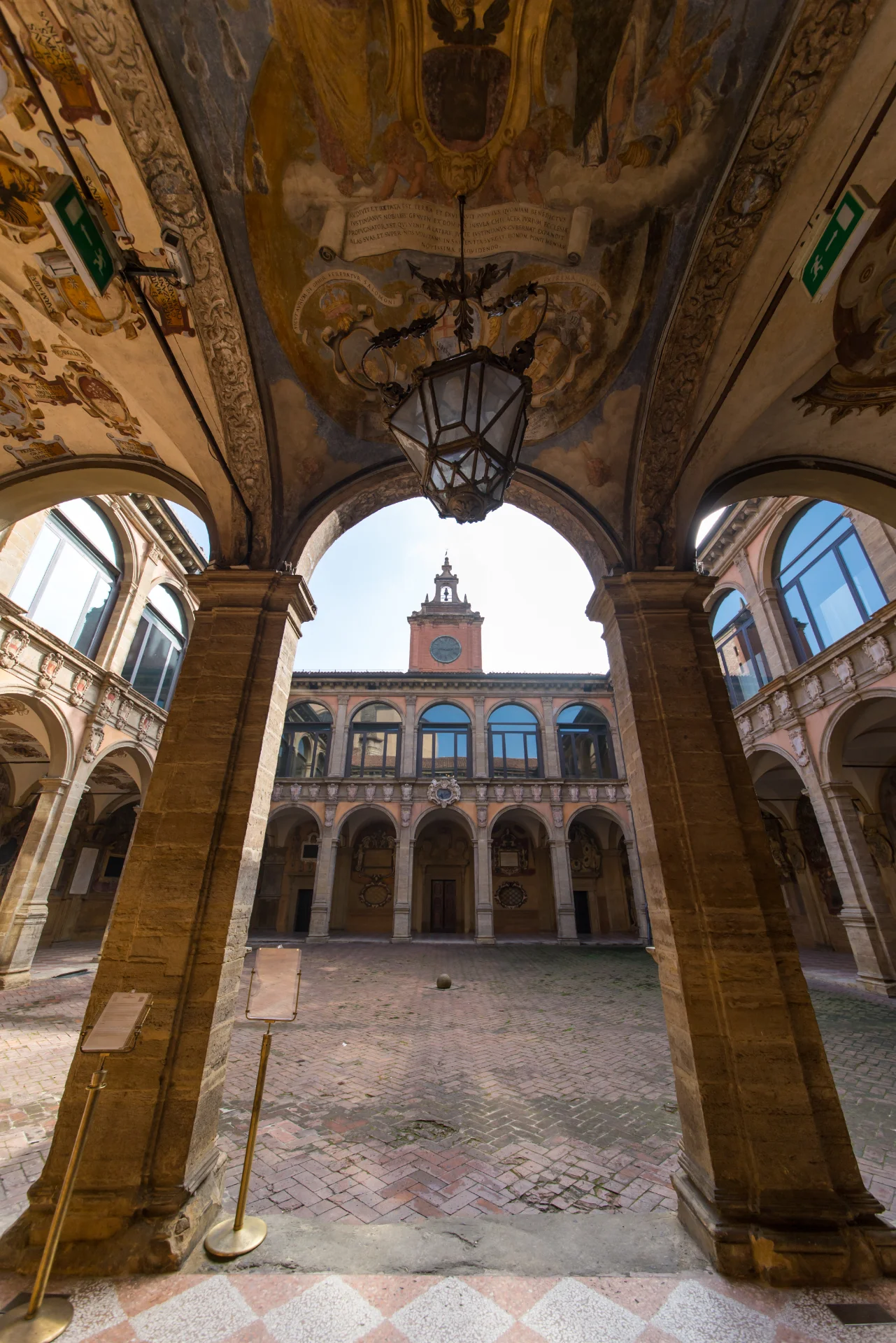 Bologna Ghid Turistic - 2 Zile in Calatorie in Bologna 14