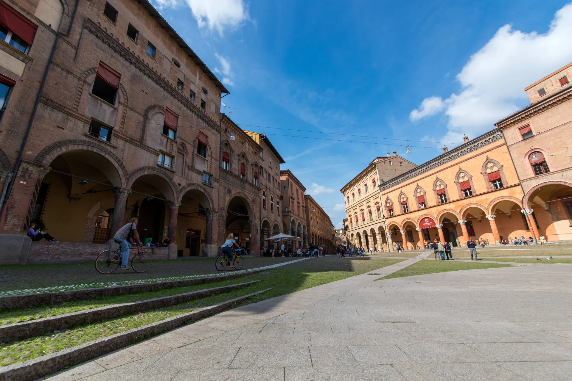 Bologna Ghid Turistic - 2 Zile in Calatorie in Bologna 20