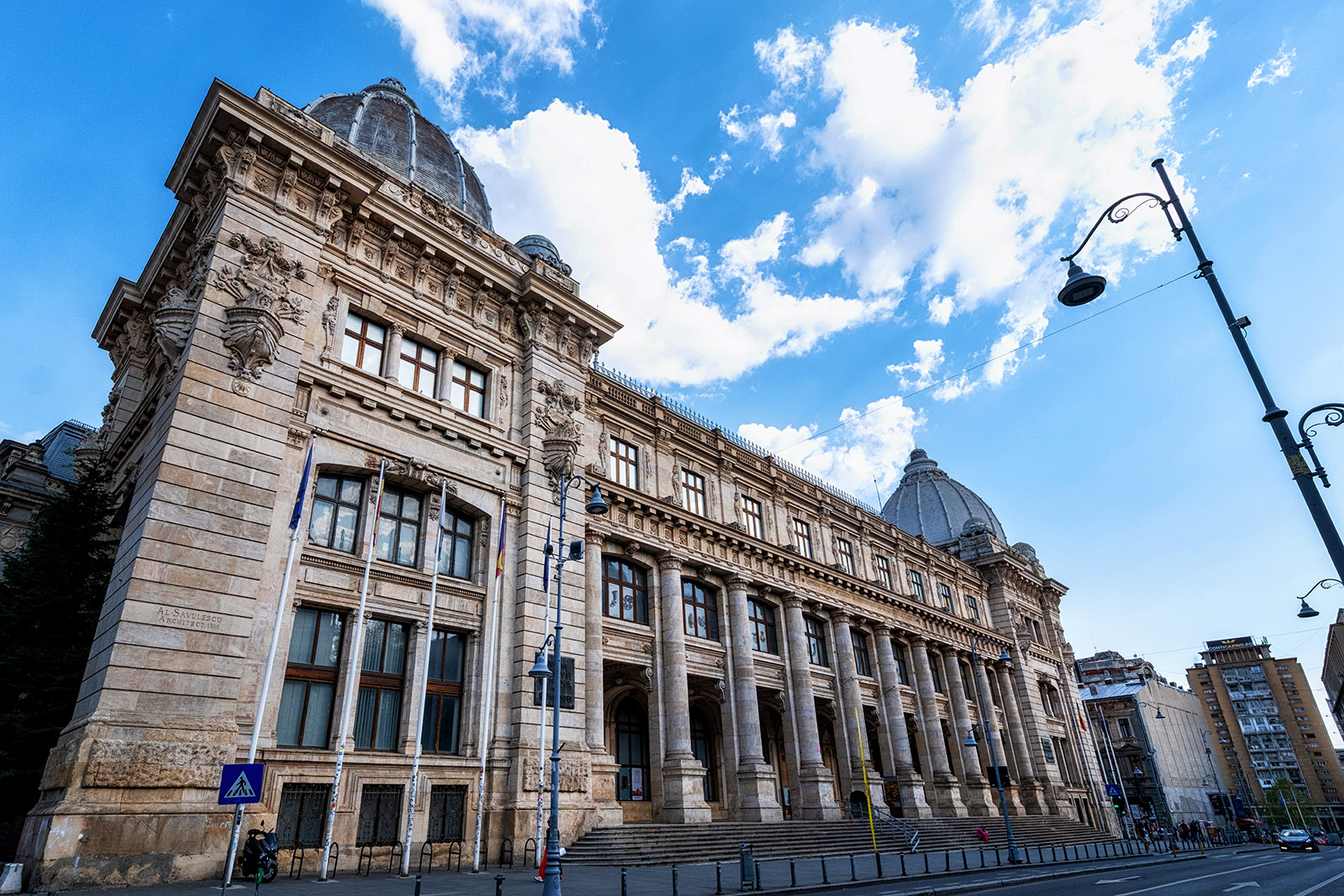 Calea Victoriei din Bucuresti - Muzeul National de Istorie 03