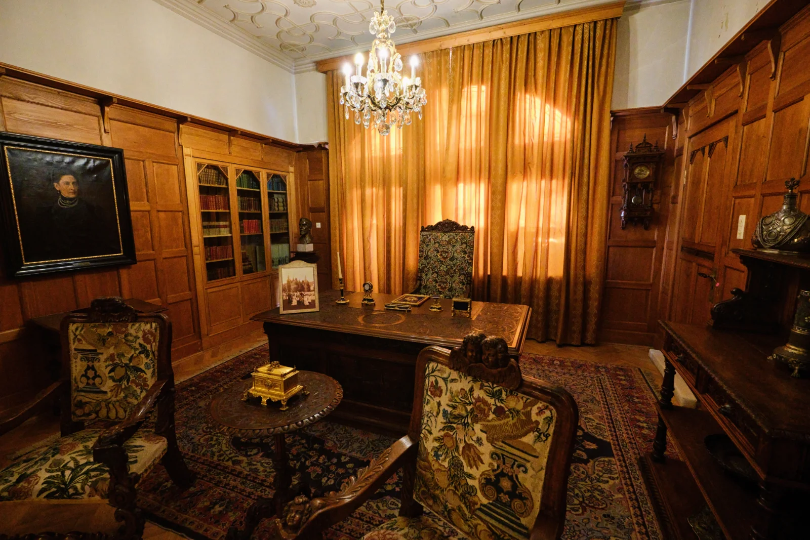 Pelișor Castle - King's Office - 100 Travel Destinations of Romania