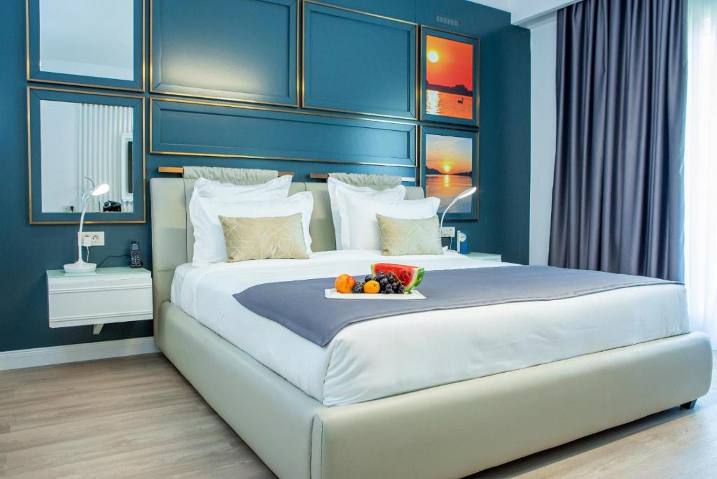 Cazare Unica in Romania - Lebada Resort Tulcea 3