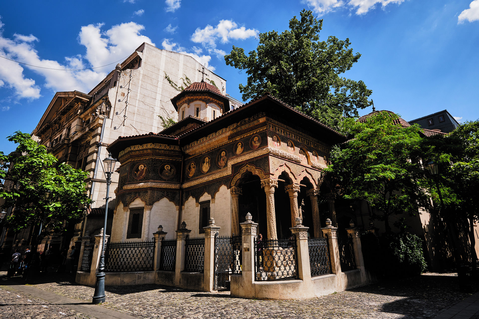 Centrul Vechi din Bucuresti 02 - Biserica Mănăstirii Stavropoleos 03