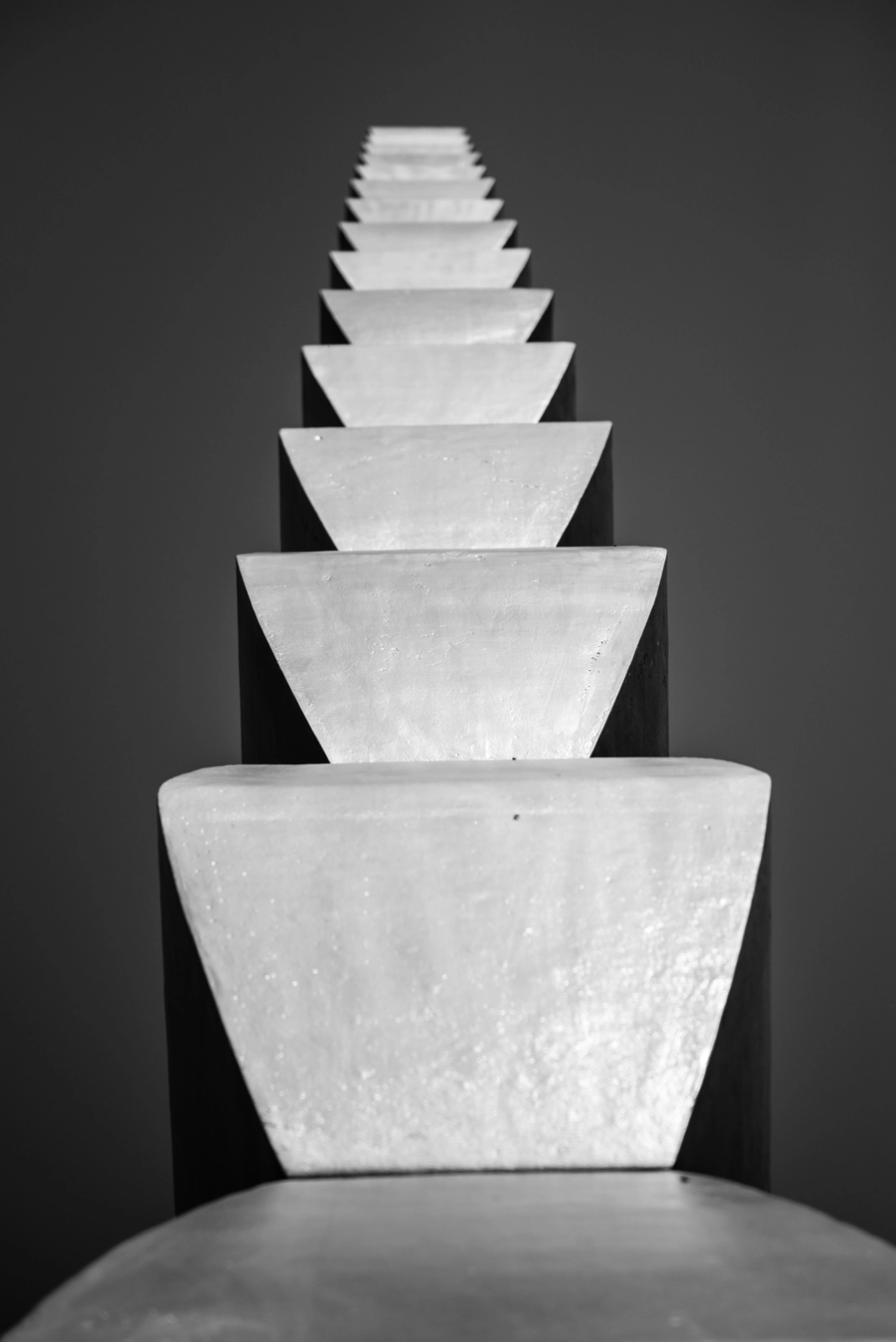 Coloana fara Sfarsit de pe Calea Eroilor din Targu Jiu de Constantin Brancusi 3