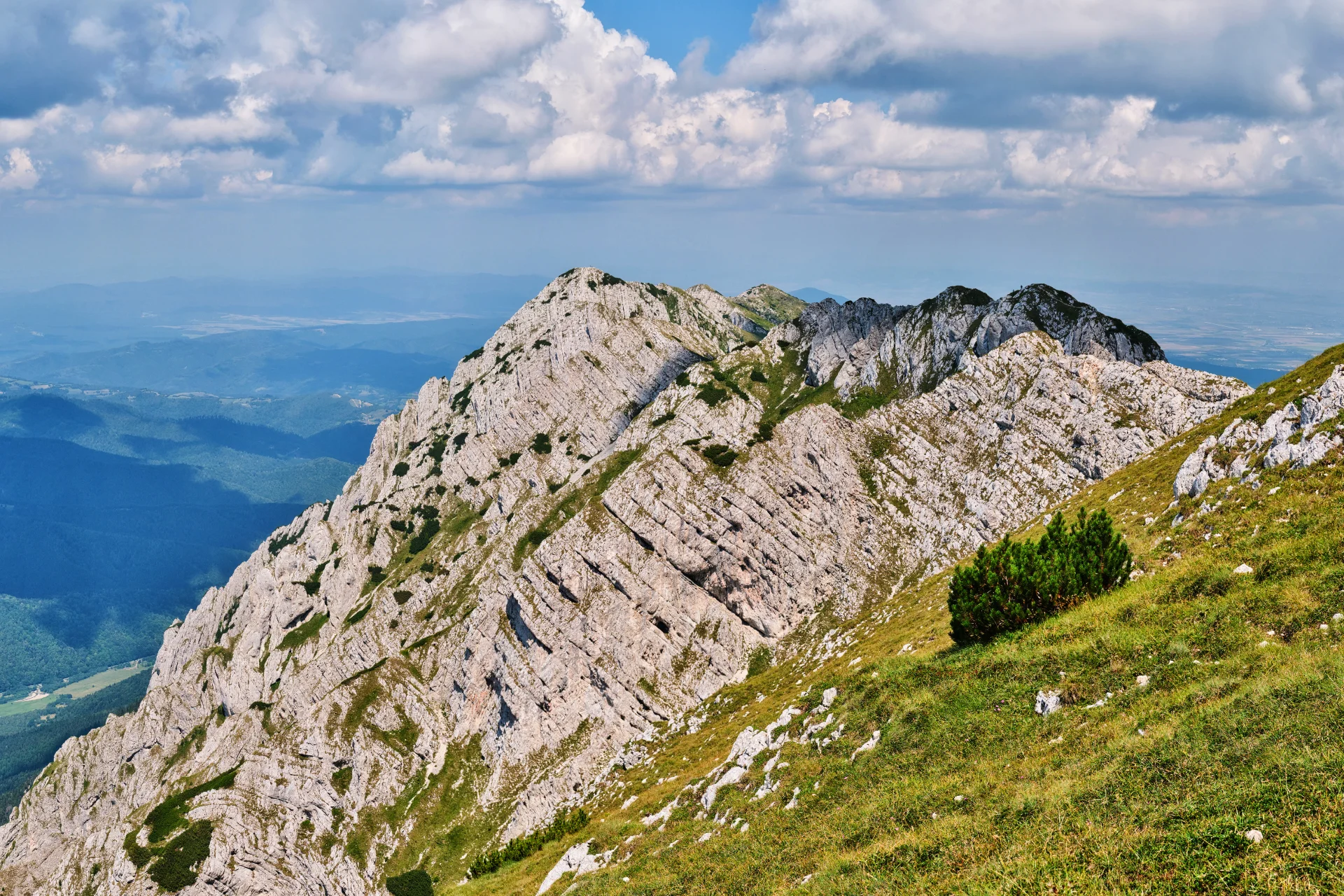 Piatra Craiului Mountains - 100 Destinations of Romania - Northern Ridge