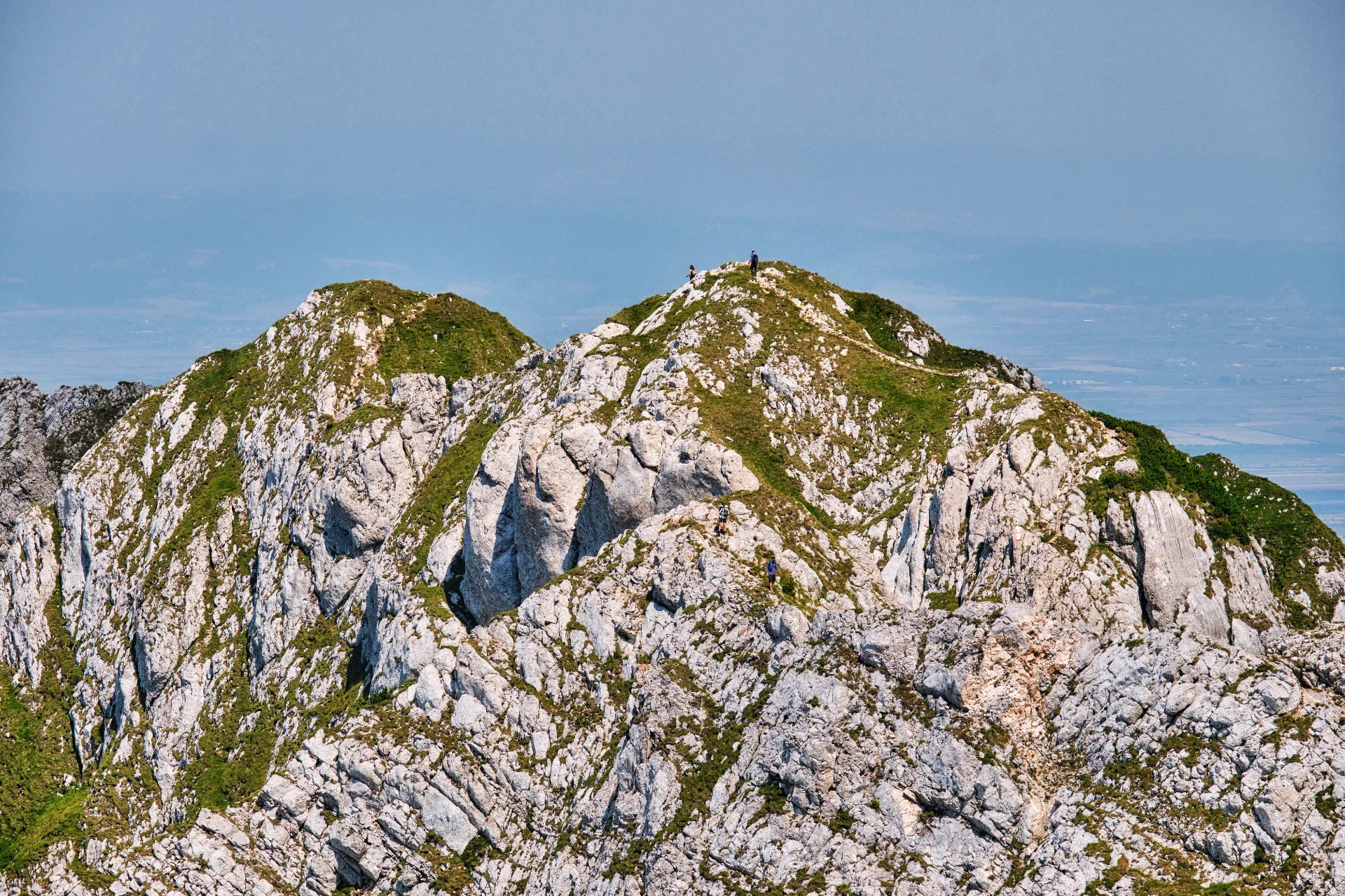 Piatra Craiului Mountains - 100 Destinations of Romania - Ridge Trail