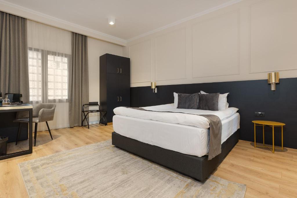 Accommodation Recommendations in Brașov Old Town - Hotel Atria