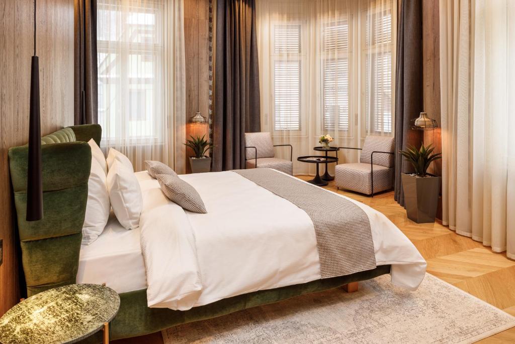 Accommodation Recommendations in Brașov Old Town - Schuster Boarding House