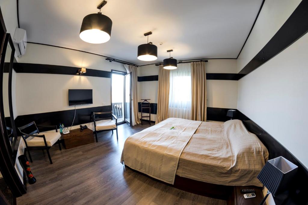 Recomandari Cazare in Judetul Gorj - Pensiunea Campia Soarelui