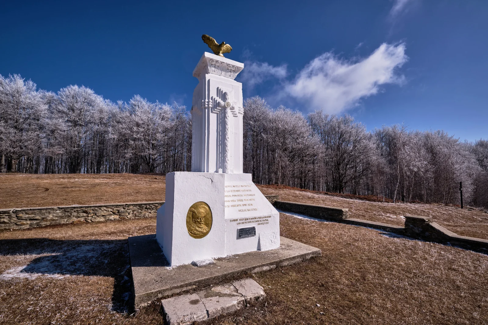 Sapte Atractii mai putin cunoscute din Gorj - Drumul Roman Monumentul lui Mihai Viteazul
