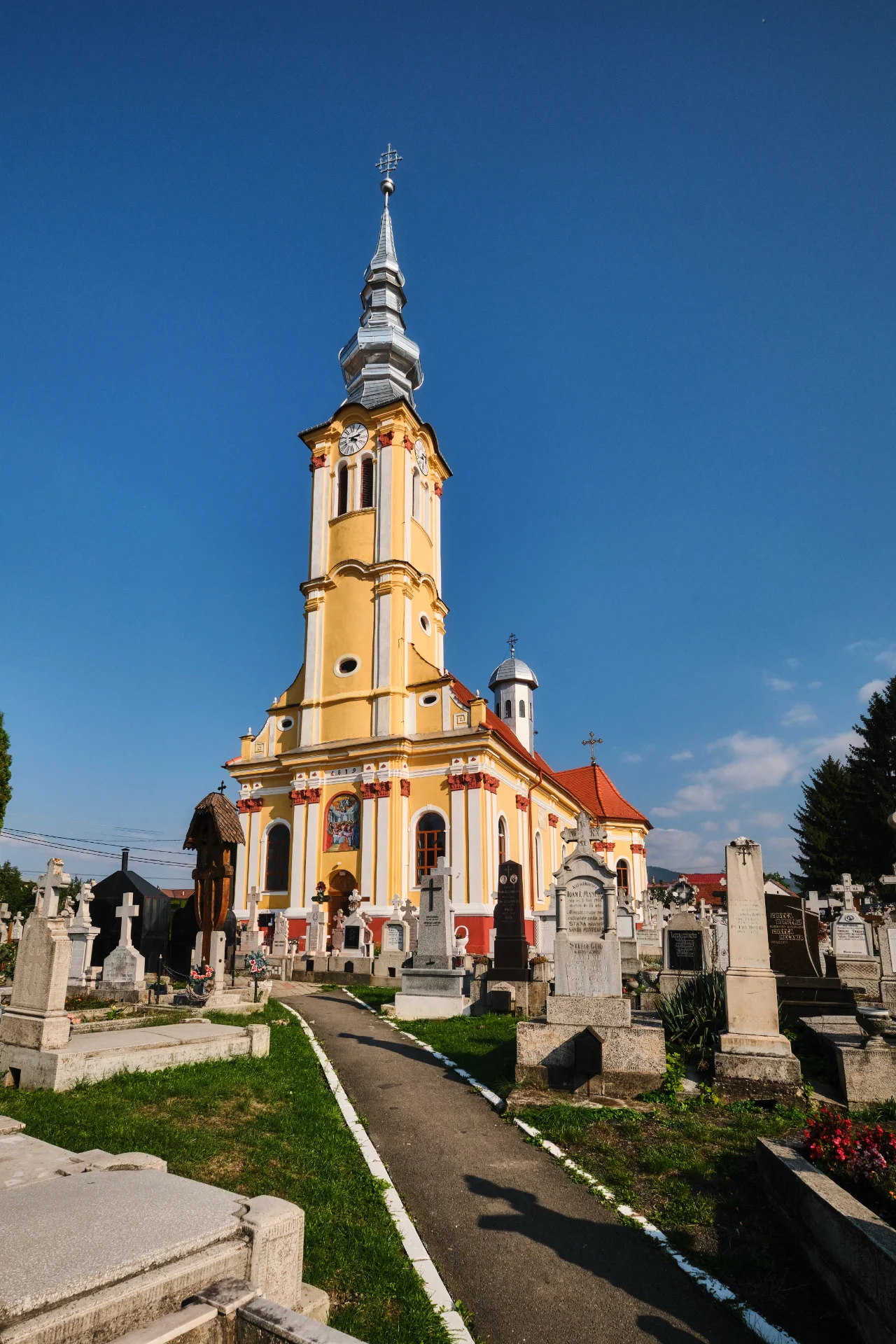 Țara Bârsei - Ghid Turistic Destinatii din Romania 73 - Orașul Săcele