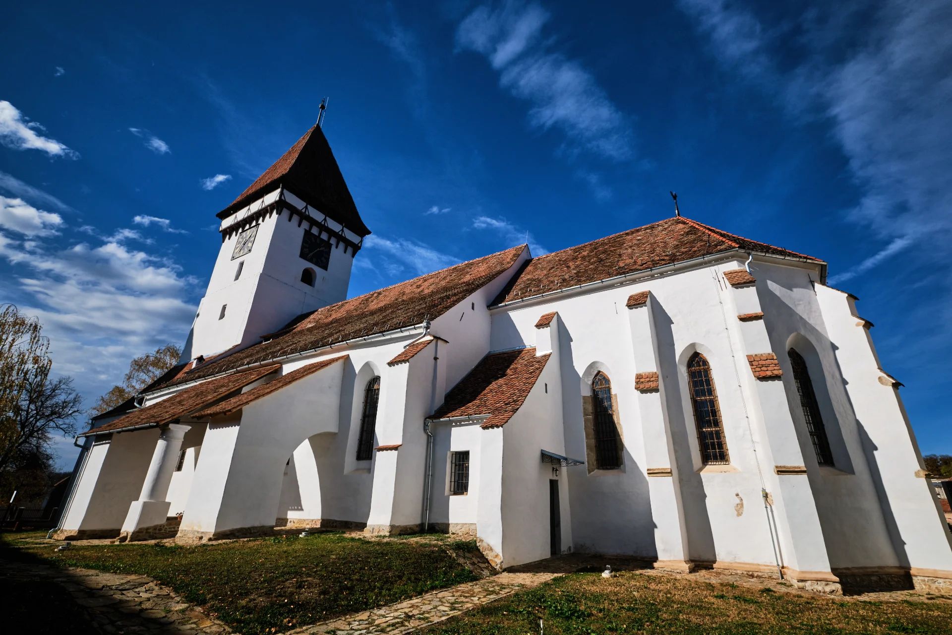 Biserica Fortificată Agnita - Colinele Transilvaniei 129