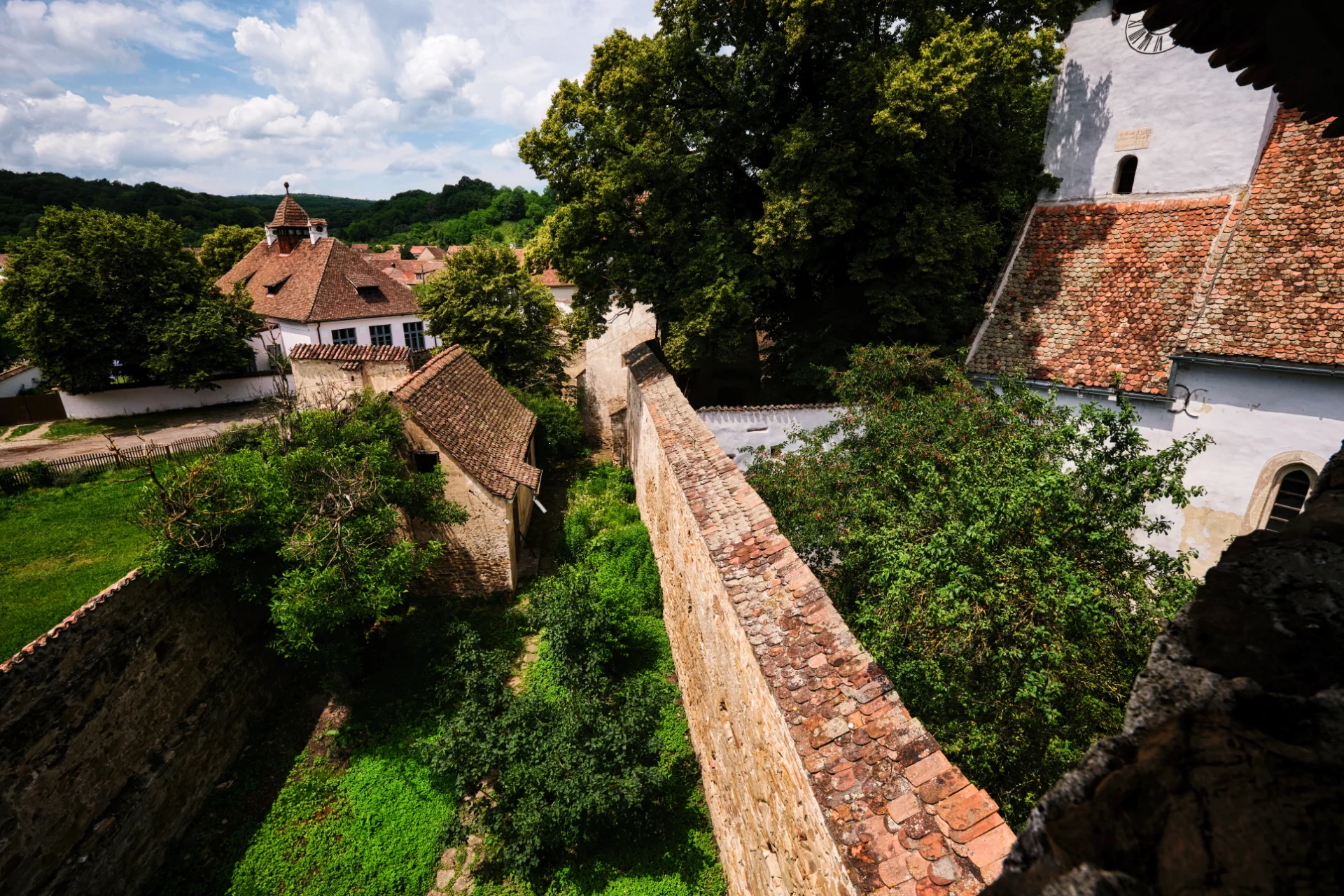 Biserica Fortificată Cincșor - Colinele Transilvaniei 061
