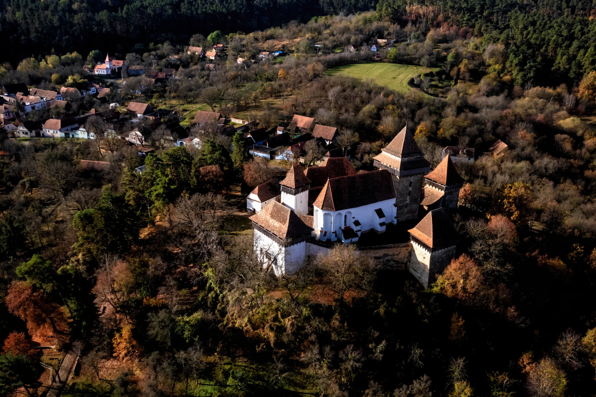 Biserica Fortificată Viscri - Colinele Transilvaniei 036