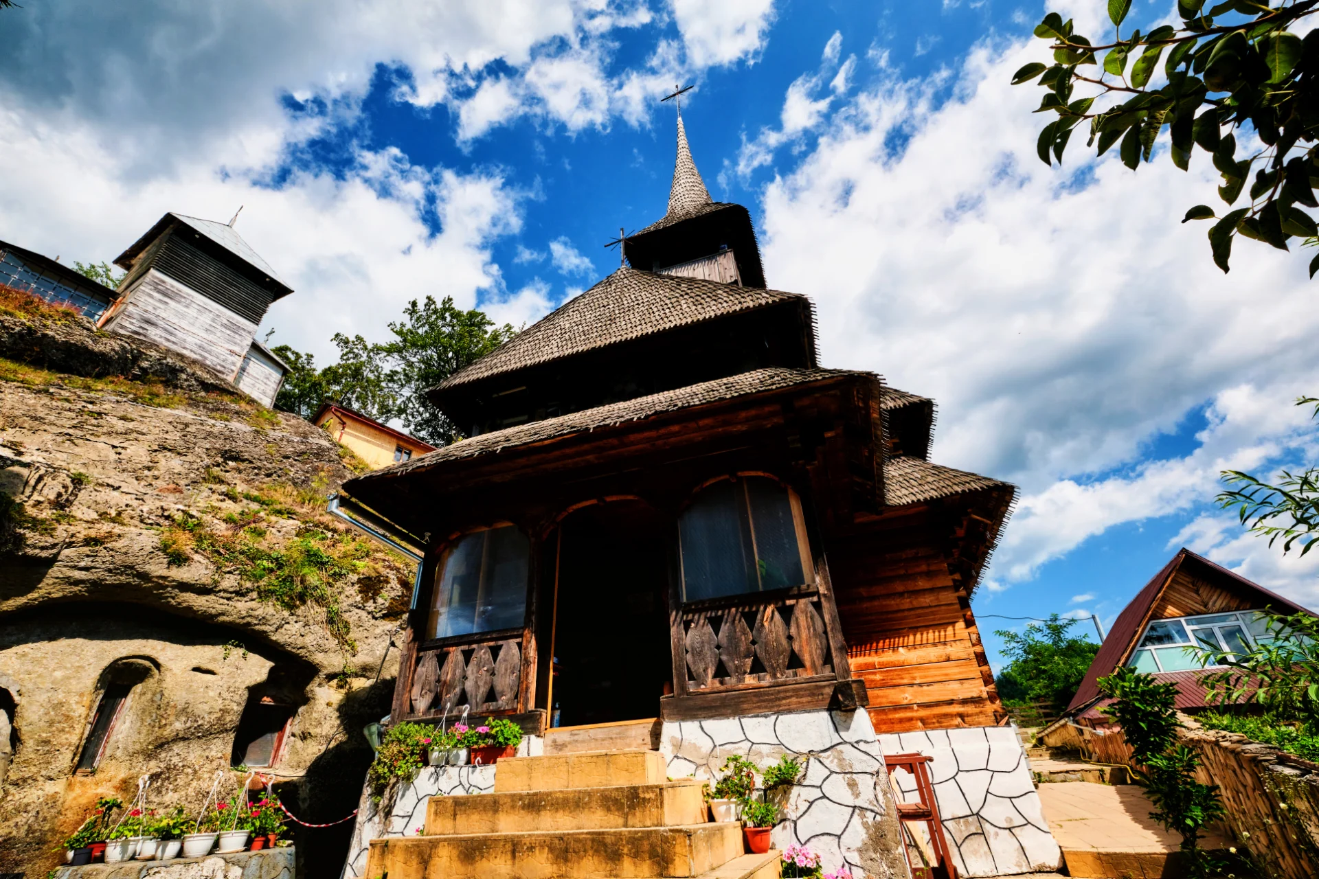 Câmpulung și Ținutul Muscelului - 100 Destinații din România 02 - Mănăstirea Cetățuia Negru Vodă 3