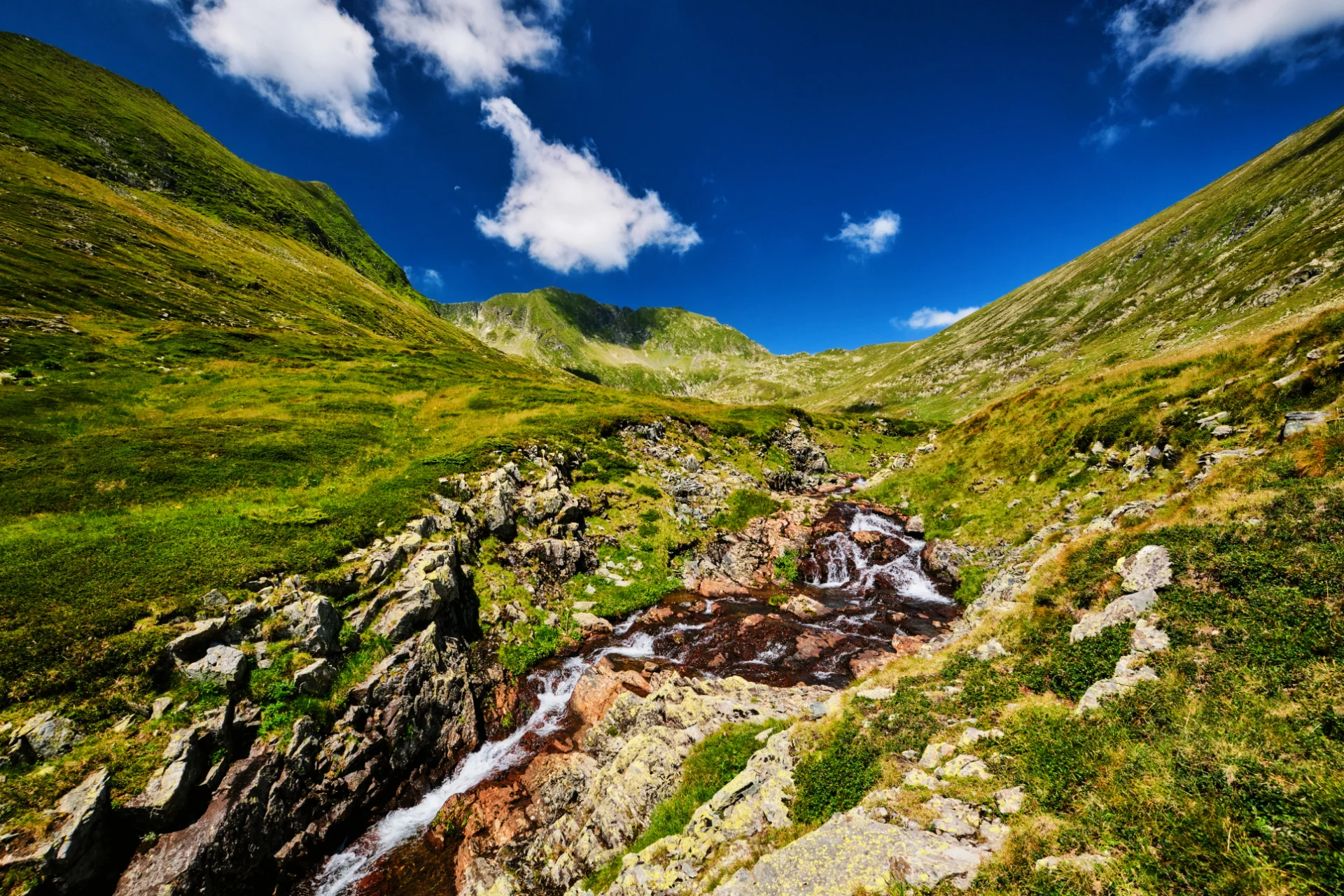 Câmpulung și Ținutul Muscelului - 100 Destinații din România 49 - Traseu Valea Rea spre Varful Moldoveanu