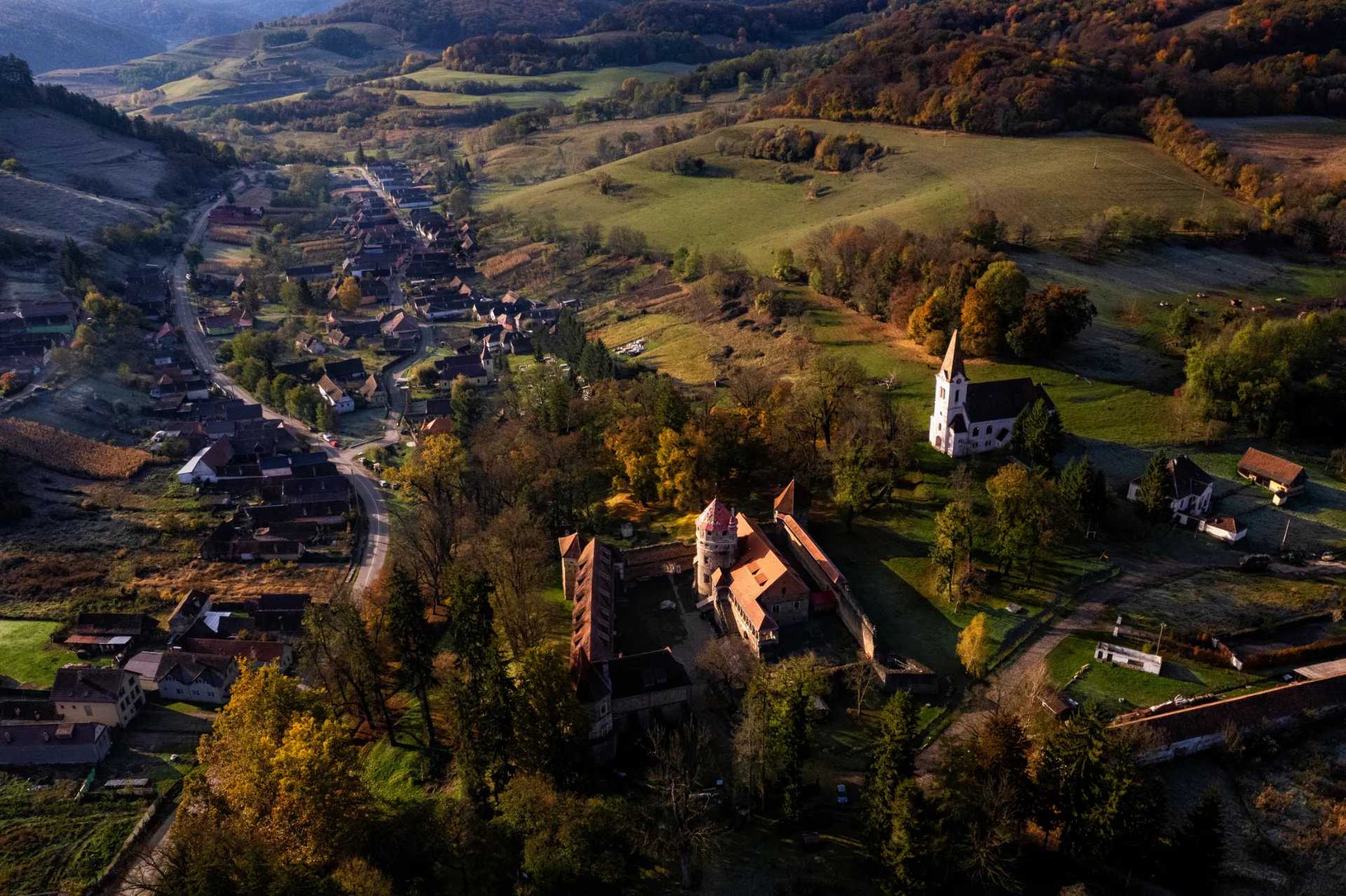 Castelul Bethlen și Biserica Evanghelică din Criș - Colinele Transilvaniei 041
