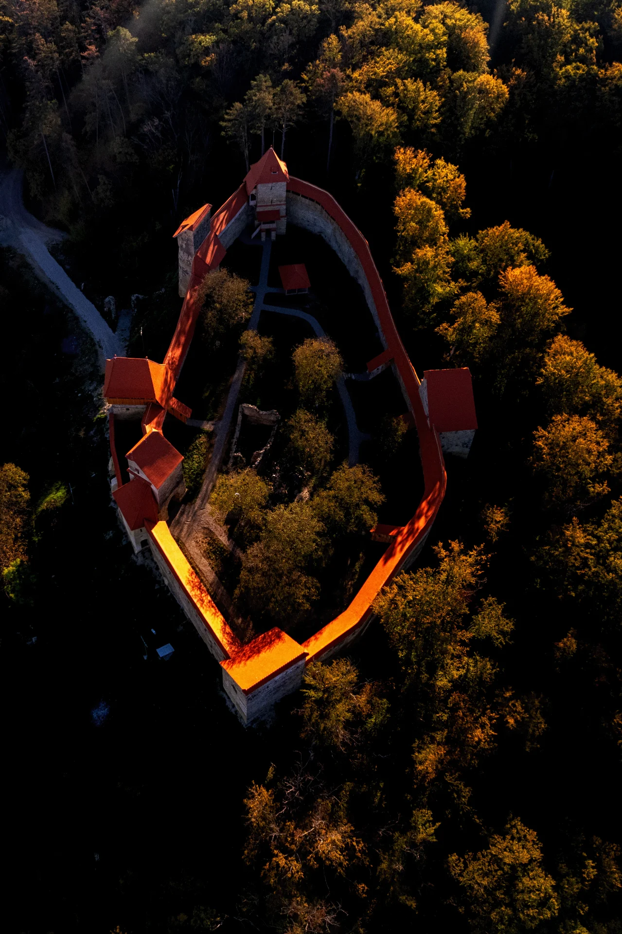 Cetatea Țărănească Saschiz - Colinele Transilvaniei 042