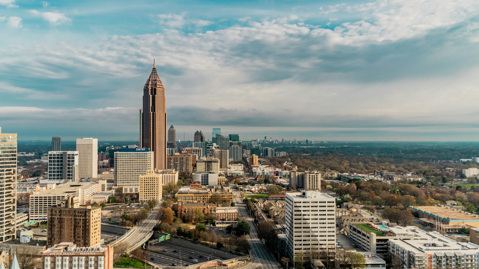 City-of-Atlanta-Travel-Guide-Exciting-capital-of-Georgia 2