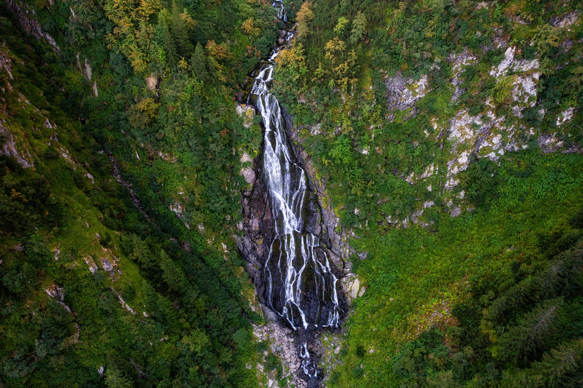Drumul Transfăgărășan - 100 Destinații din România 30 - Cascada Bâlea