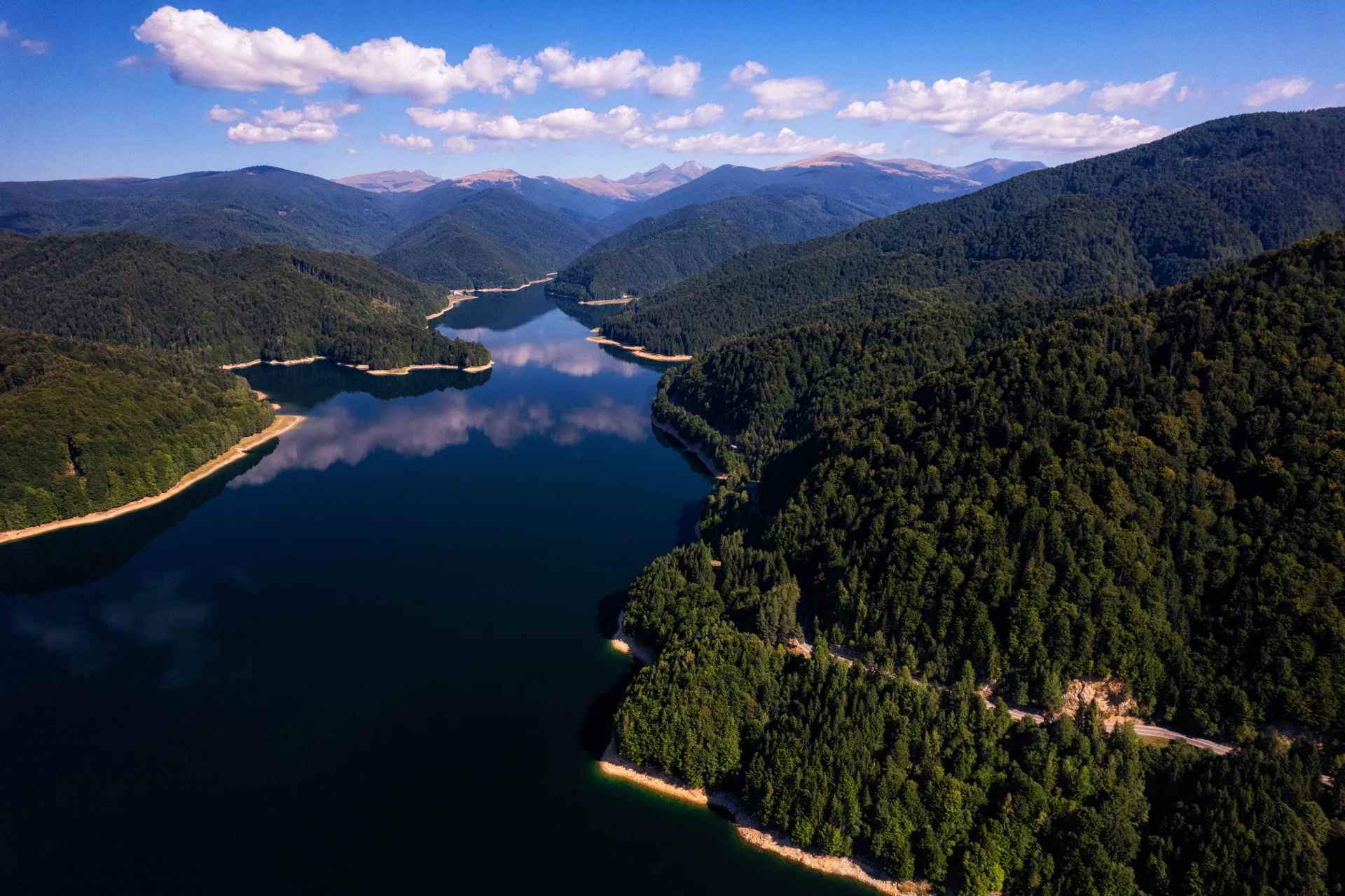 Drumul Transfăgărășan - 100 Destinații din România 34 - Lacul Vidraru