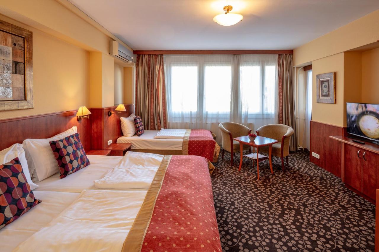 Hotel-Charles-Recomandari Cazare in Budapesta-Budapest Lodging Recommendations