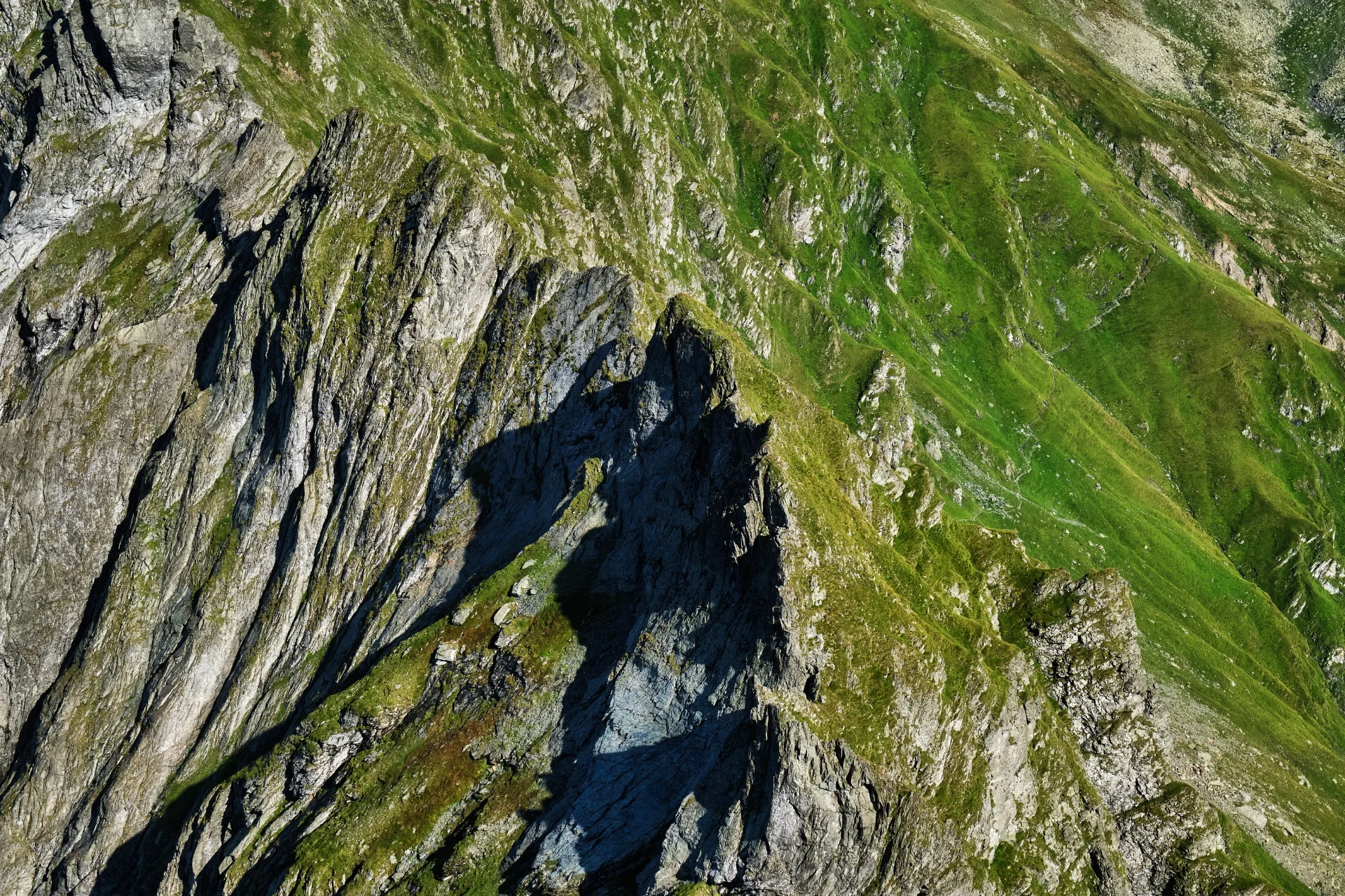 Munții Făgăraș - 100 Destinații din România 11 - Culema Arpășel-Vârtopel