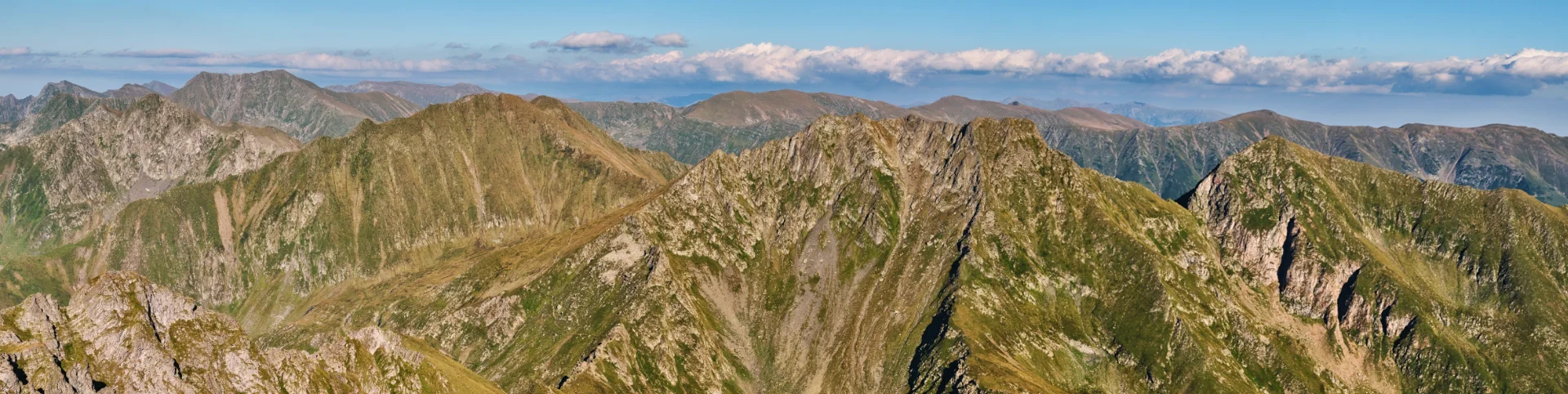 Munții Făgăraș - 100 Destinații din România 27 - Panoramă Creasta Estică