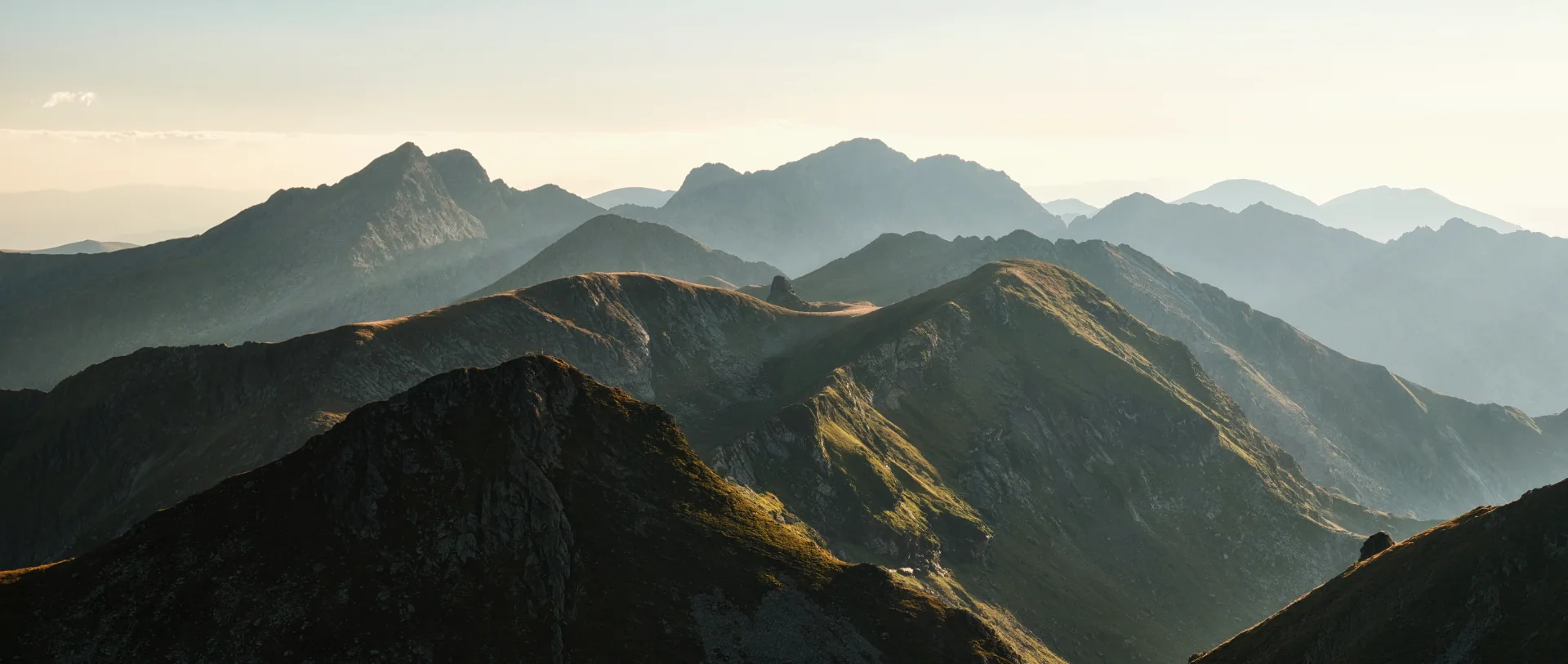 Munții Făgăraș - 100 Destinații din România 29 - Panoramă Creasta Vestică