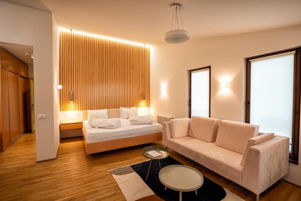 Recomandari Cazare in Curtea de Arges - Hotel Curtea Veche