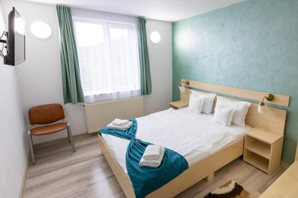 Cazare-in-Statiunea-Straja-din-Hunedoara-Cabana-Edelweiss