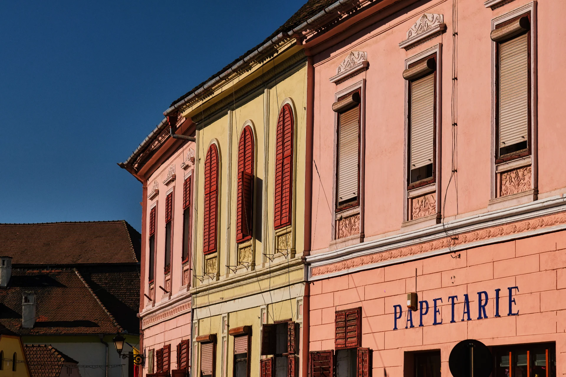 Orașul Mediaș - Ghid Turistic 10 - Detalii Arhitectură