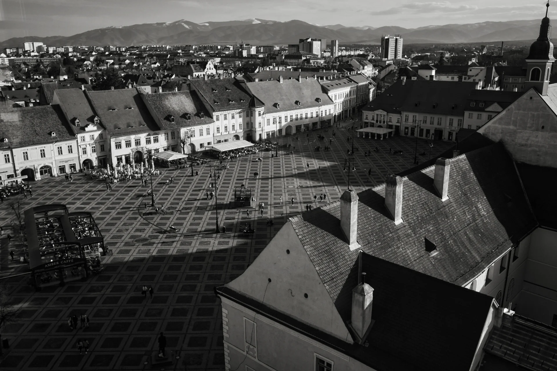 Orașul Sibiu - Destinații România 16 - Piața Mare din Turnul Sfatului