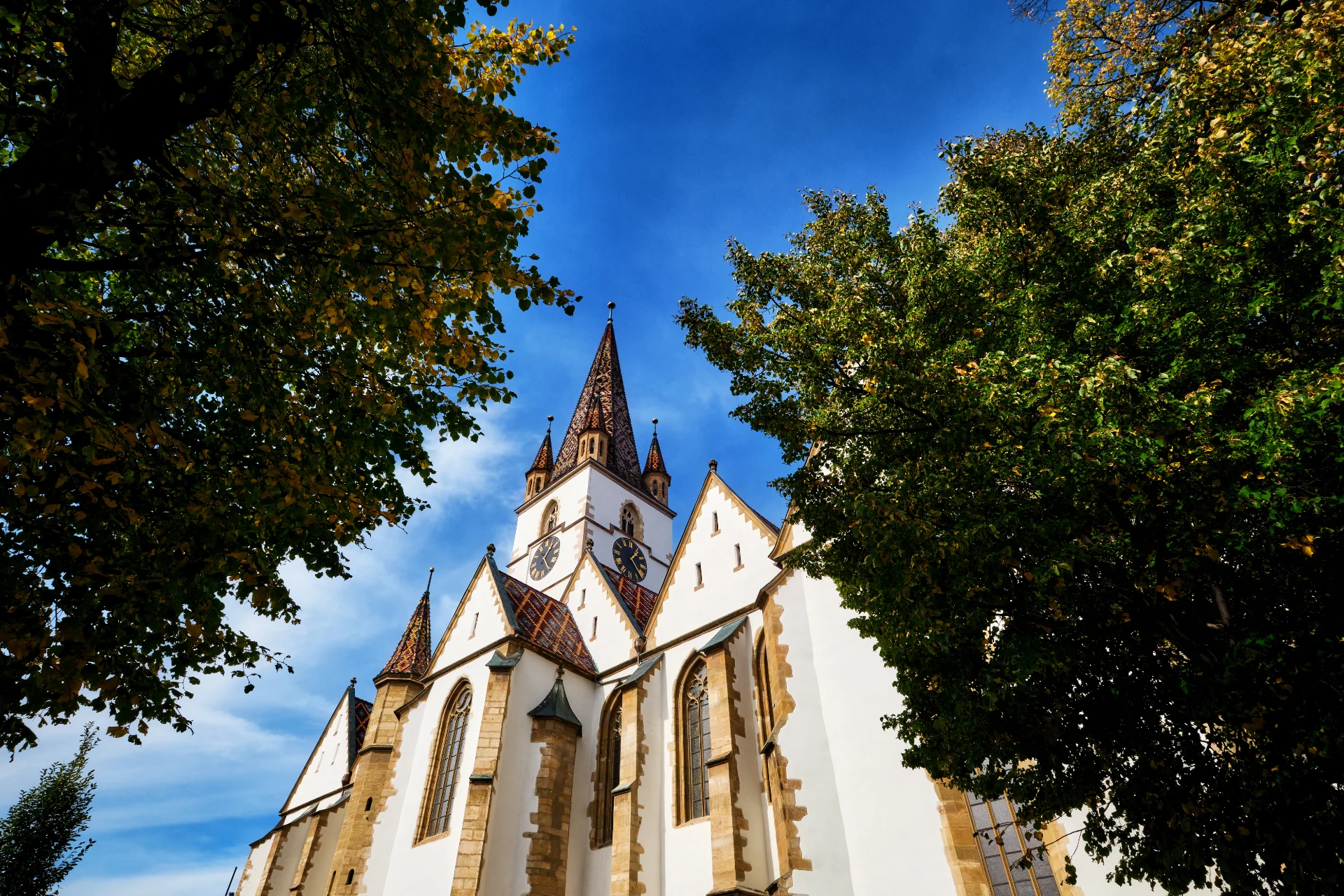 Orașul Sibiu - Destinații România 46 - Catedrala Evanghelică Sfânta Maria