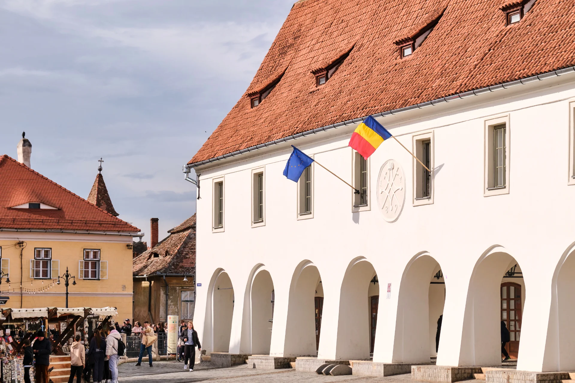 Orașul Sibiu - Destinații România 54 - Casa Artelor