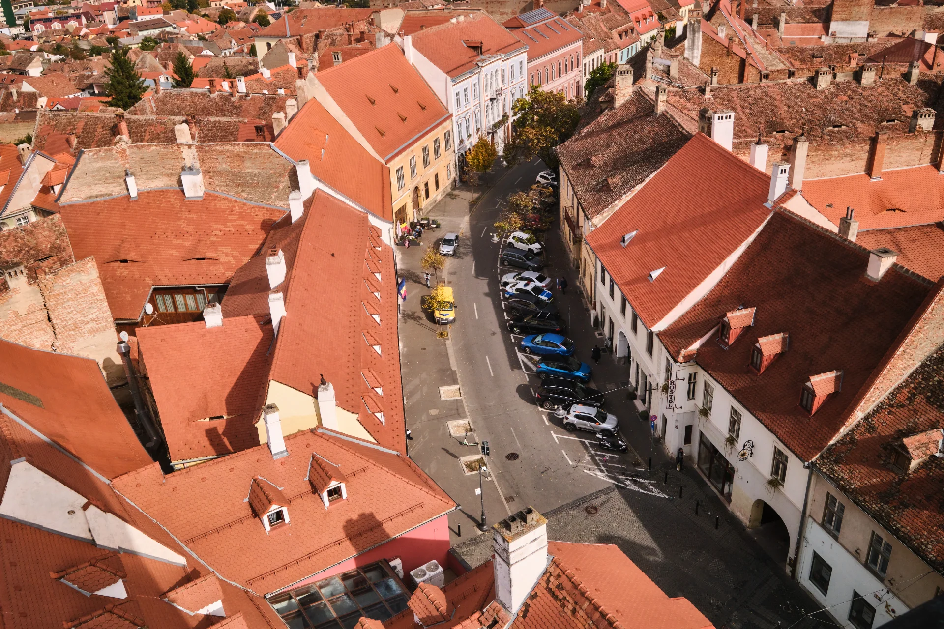 Orașul Sibiu - Destinații România 60 - Strada Avram Iancu