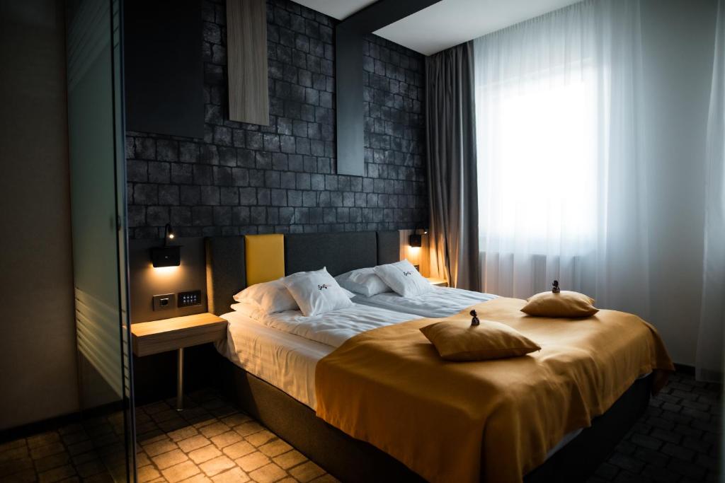 Recomandări Cazare în Mărginimea Sibiului - Hotel Epic Centrum Cisnădie