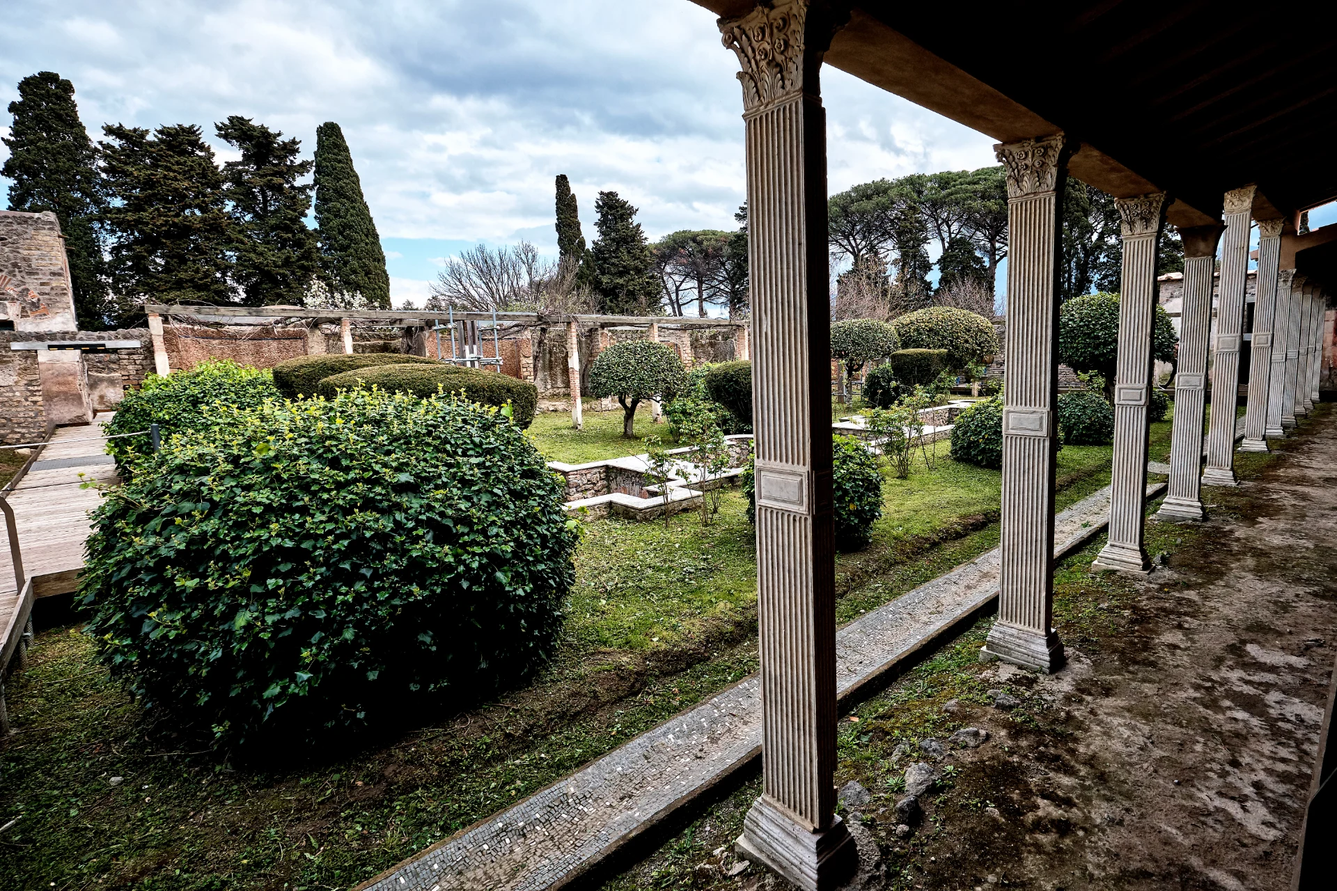 Situl ArPompeii Archaeological Complex near Naples 07