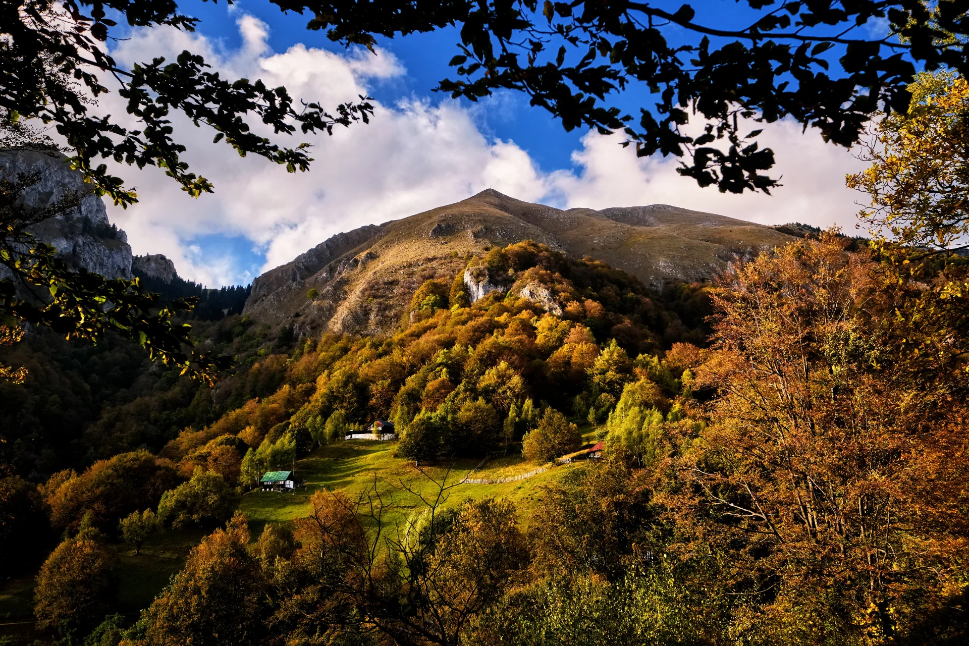 Horezu si Împrejurimile - Destinații România 07 - Parcul Național Buila - Vânturarița