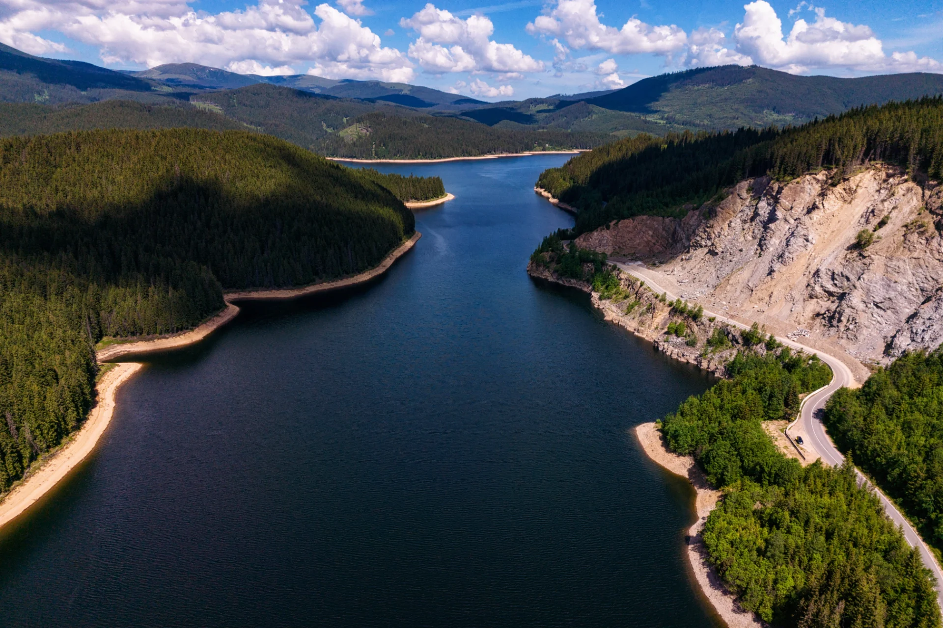 Lacul Oașa - Șoseaua Transalpina - Destinații România 38