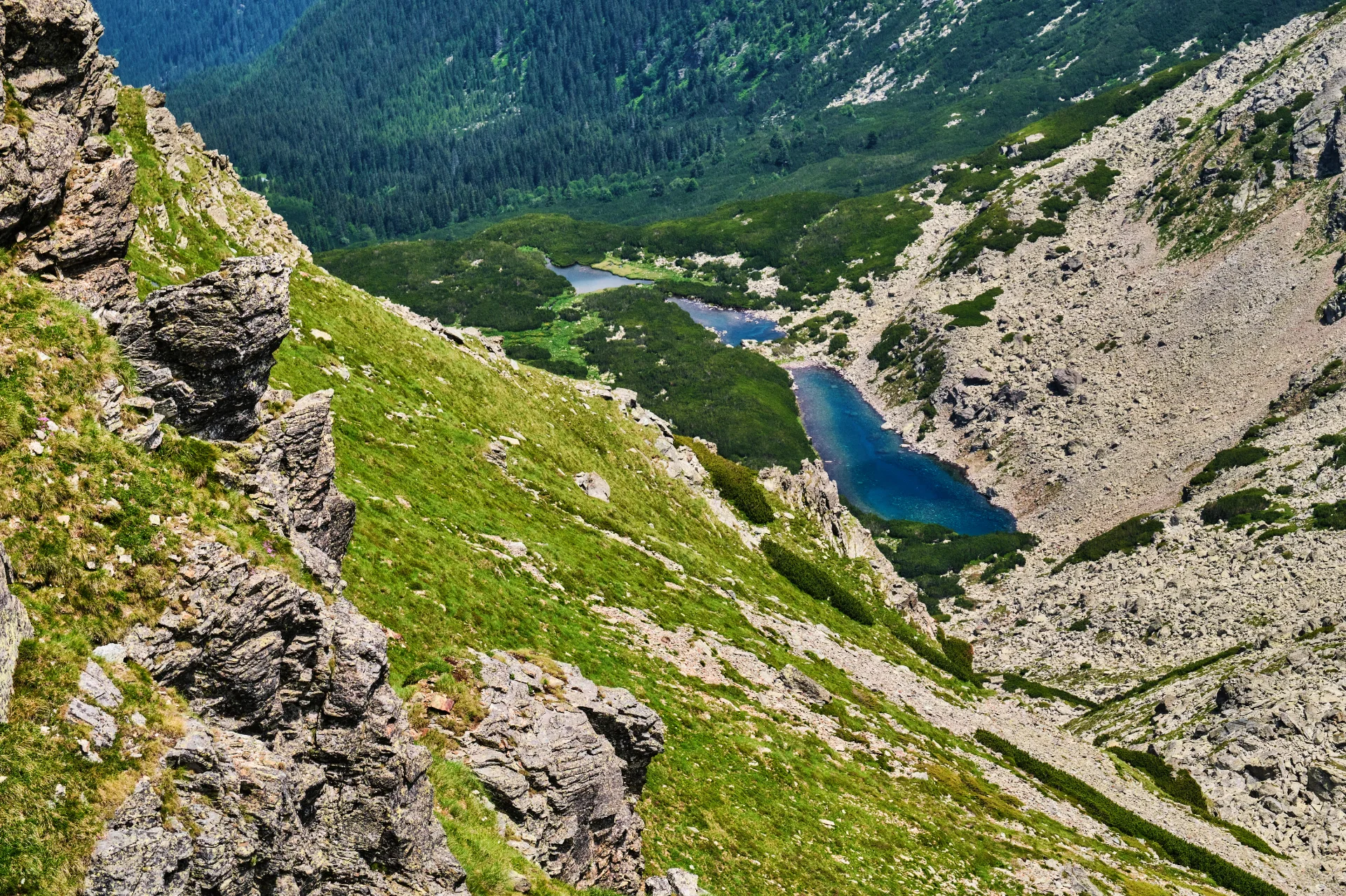 Lacurile Verde, Mic și Slivei - Muntii Parâng - Destinații România 125