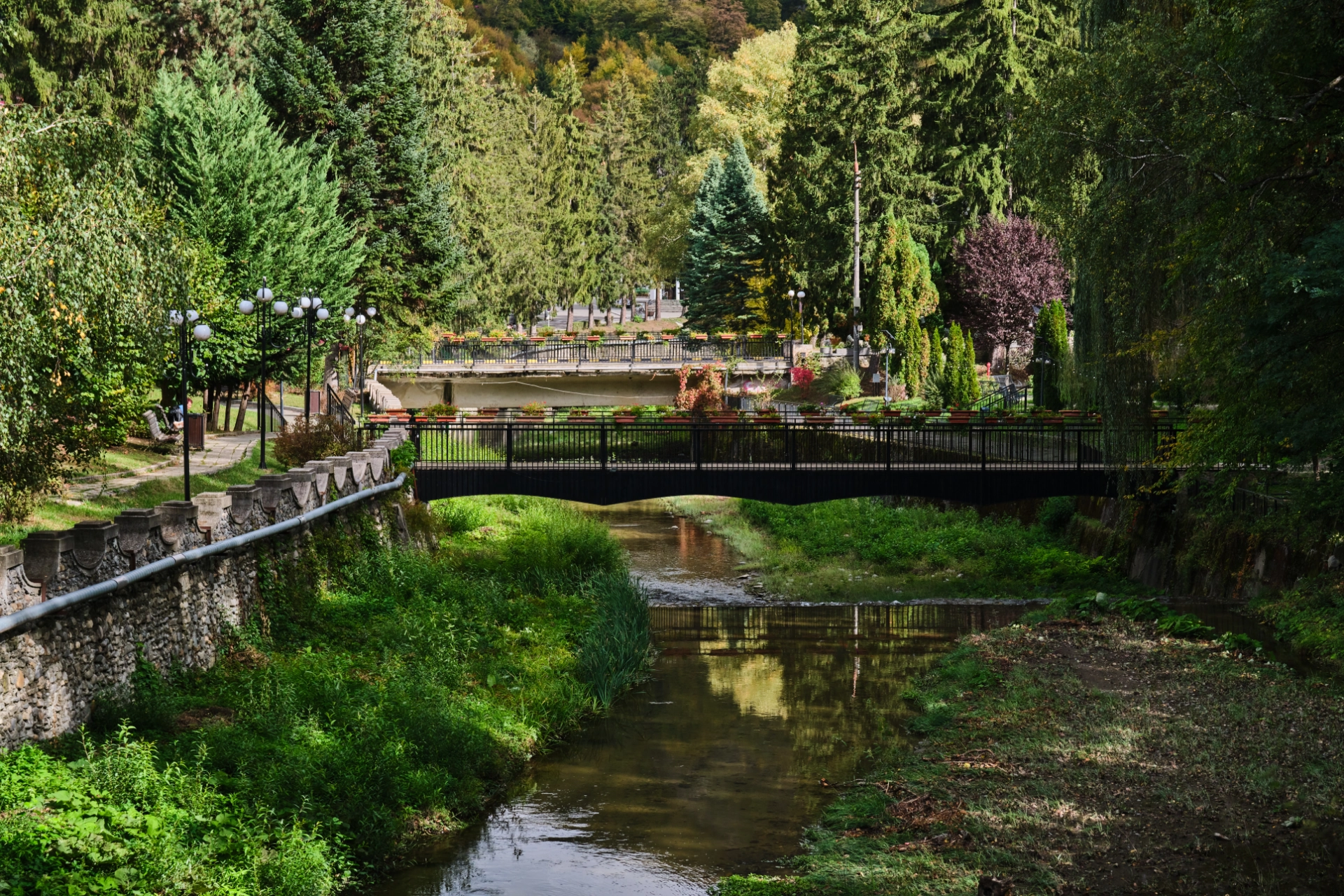 Râmnicu Vâlcea si Împrejurimile - Destinații România 56 Centru Băile Olănești