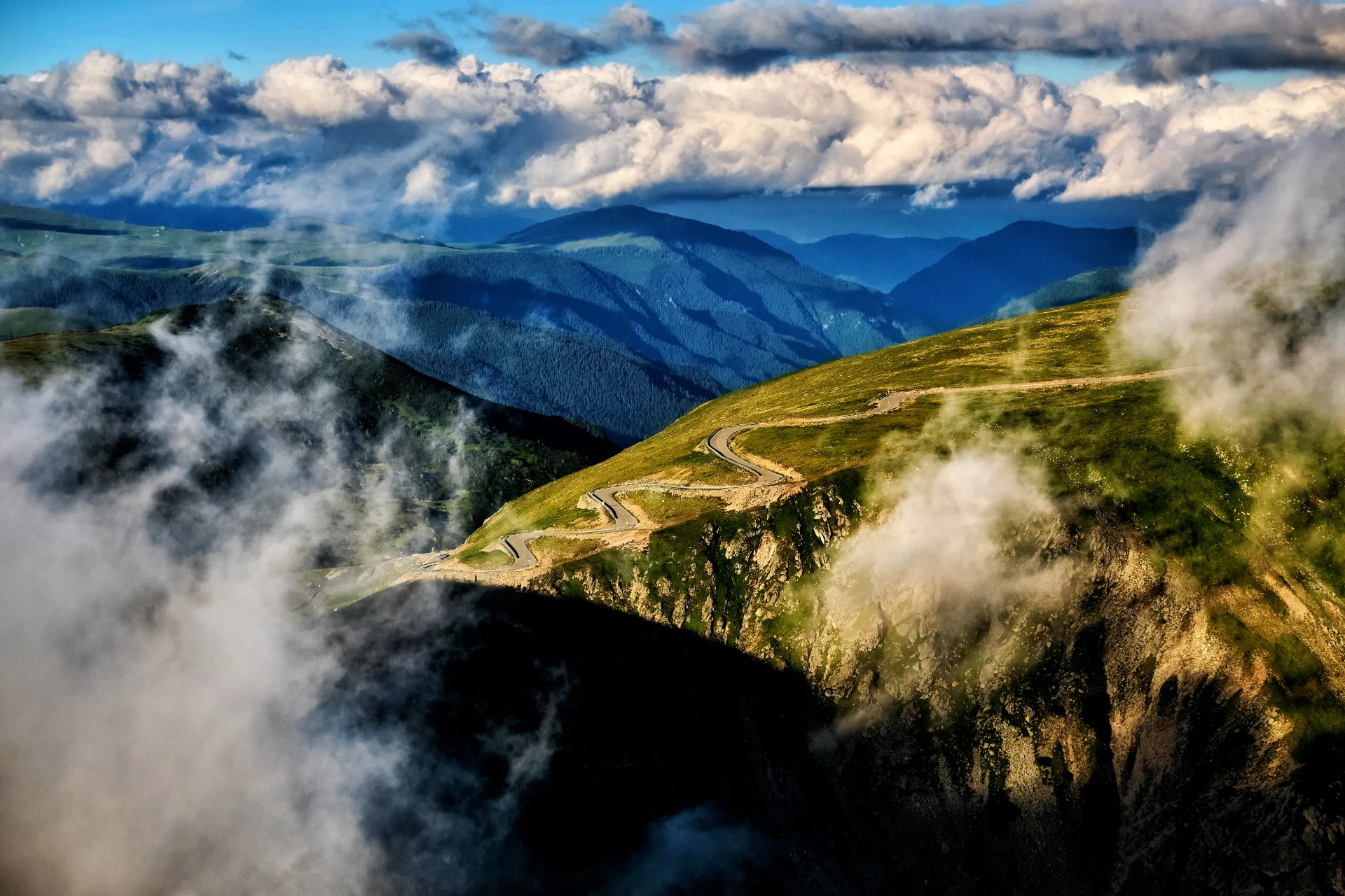 Șoseaua Transalpina - Destinații România 08
