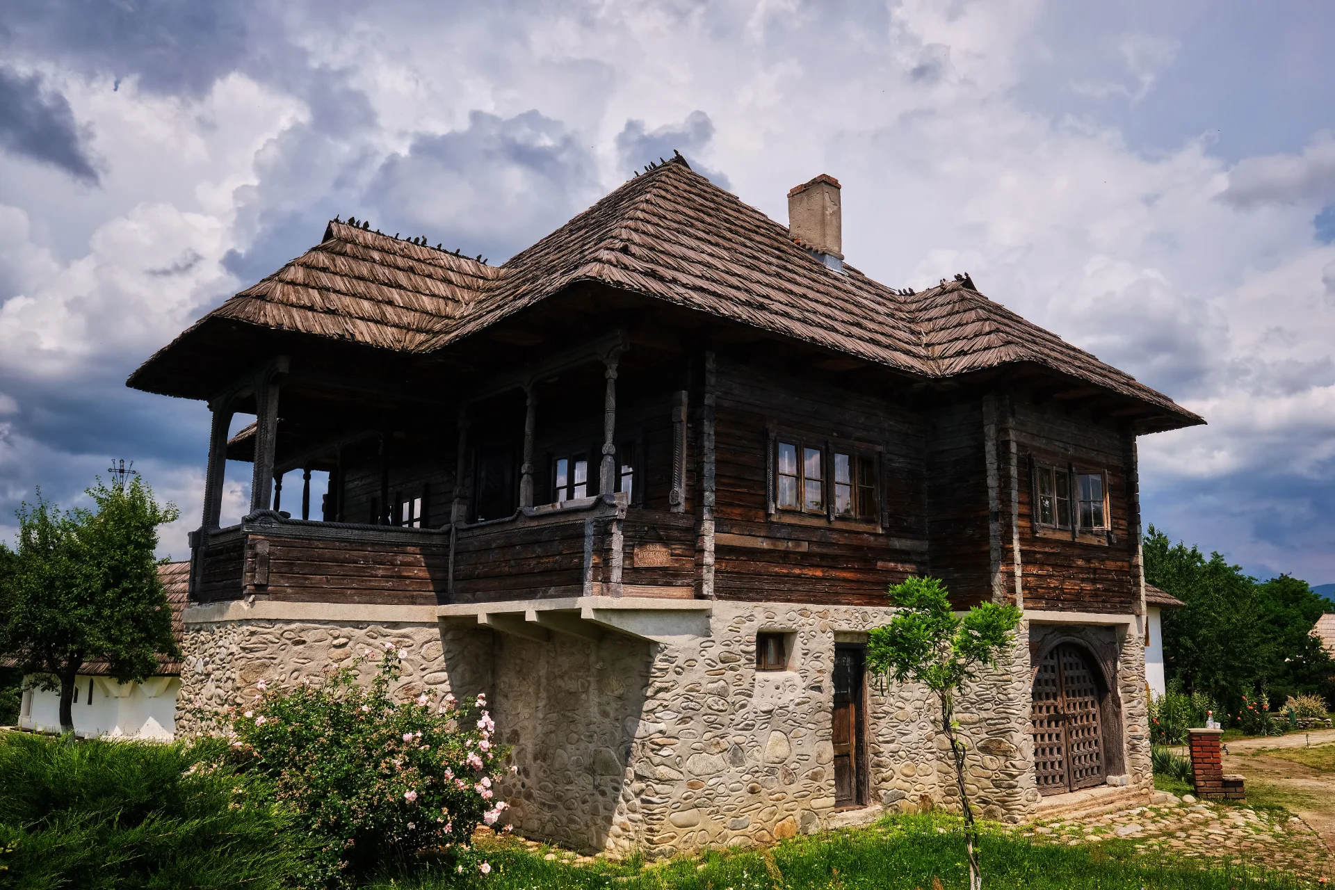 Casa Antonie Mogoș - Târgu Jiu Județul Gorj 045