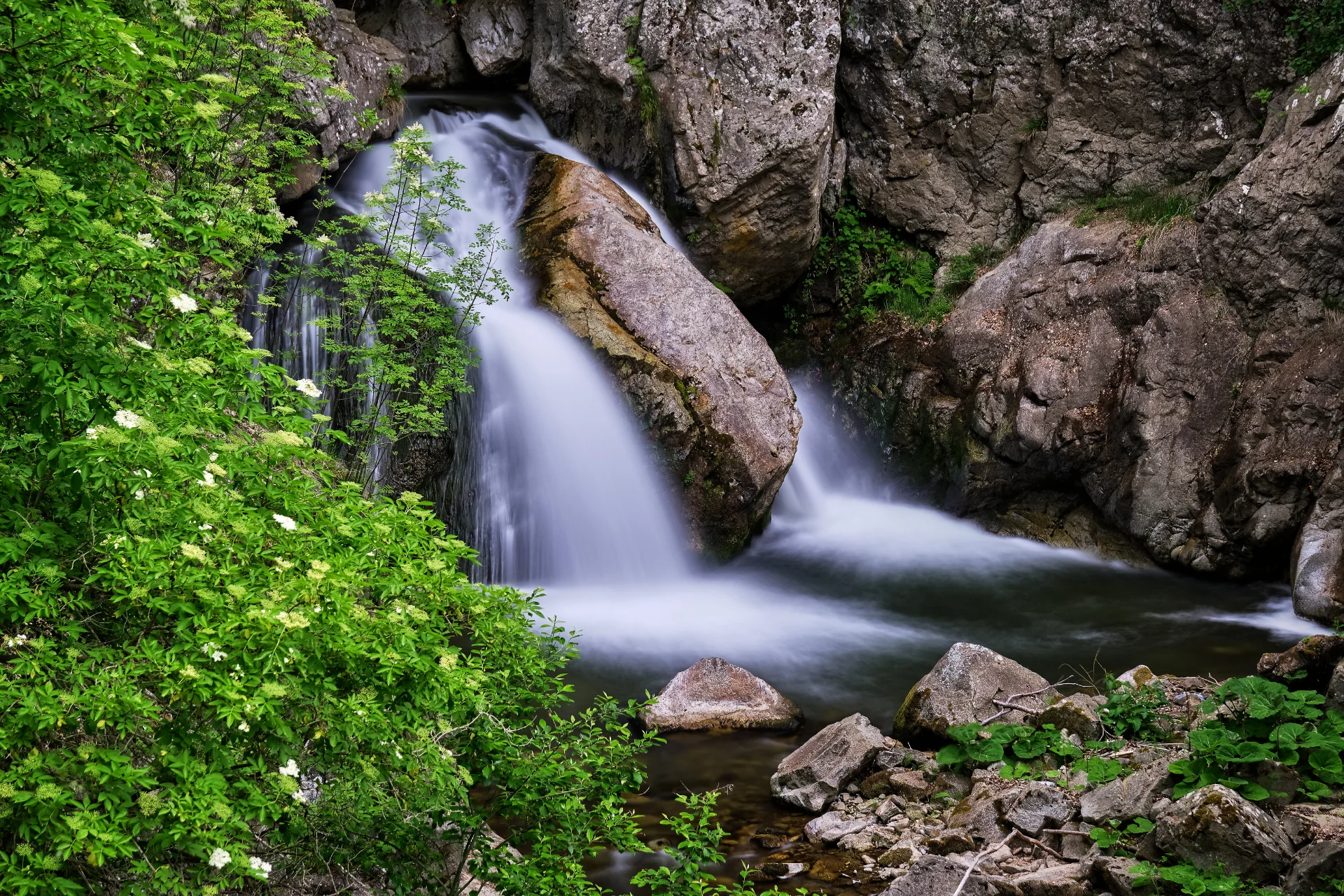 Cascada Vaidei - Târgu Jiu Județul Gorj 068