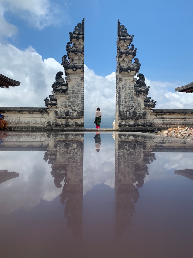 Cele mai Interesante 14 Temple din Bali - Insula Zeilor - Pura Lempuyang