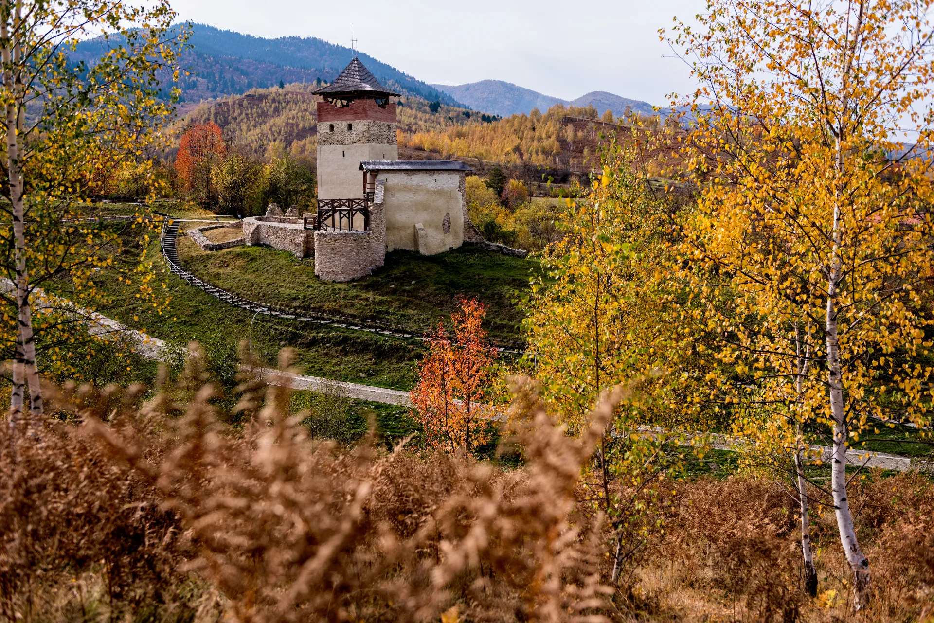 Cetatea Mălăiești - Tara Hategului - Destinatii Romania 04