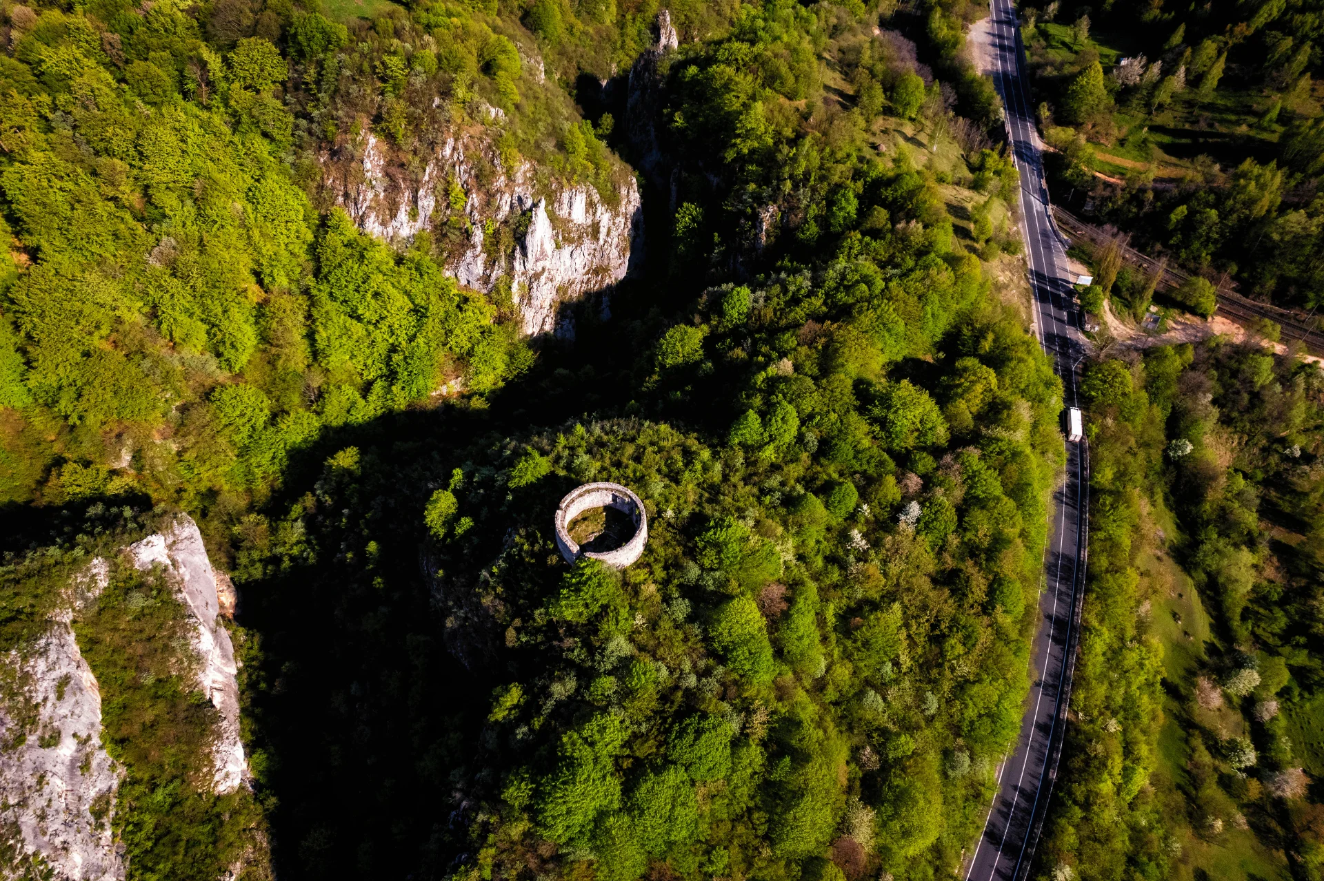 Cheile și Turnul Crivadia - Parcul Natural Grădiștea Muncelului - Cioclovina 51