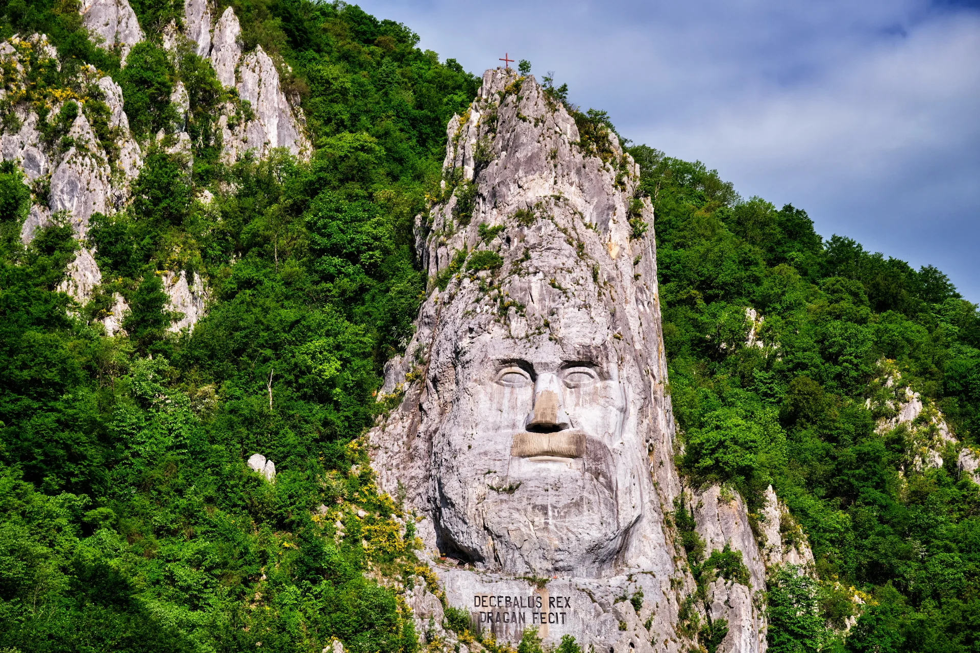 Chipul lui Decebal - Parcul Natural Portile de Fier - Destinatii Romania 04